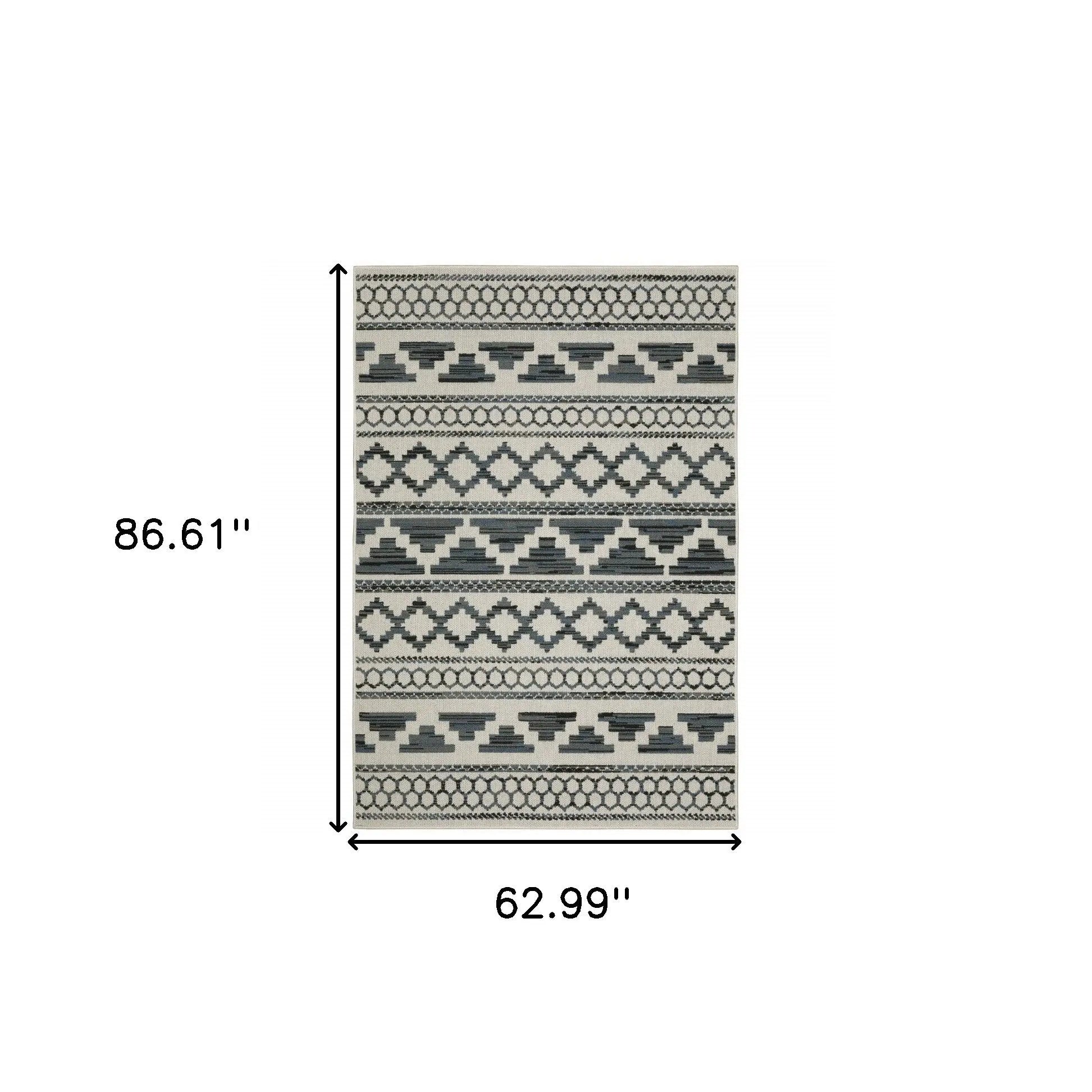 5' X 7' Blue and Beige Geometric Stain Resistant Indoor Outdoor Area Rug Homeroots Outdoor