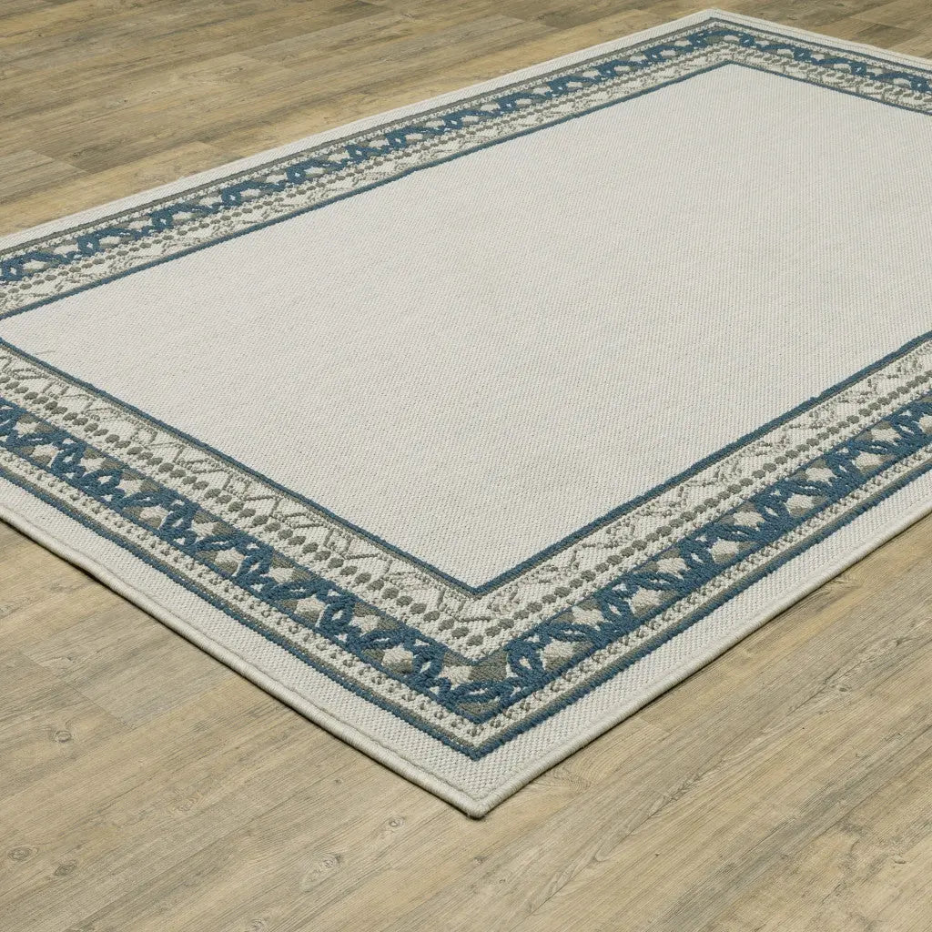 5' X 7' Blue and Beige Stain Resistant Indoor Outdoor Area Rug Homeroots Outdoor