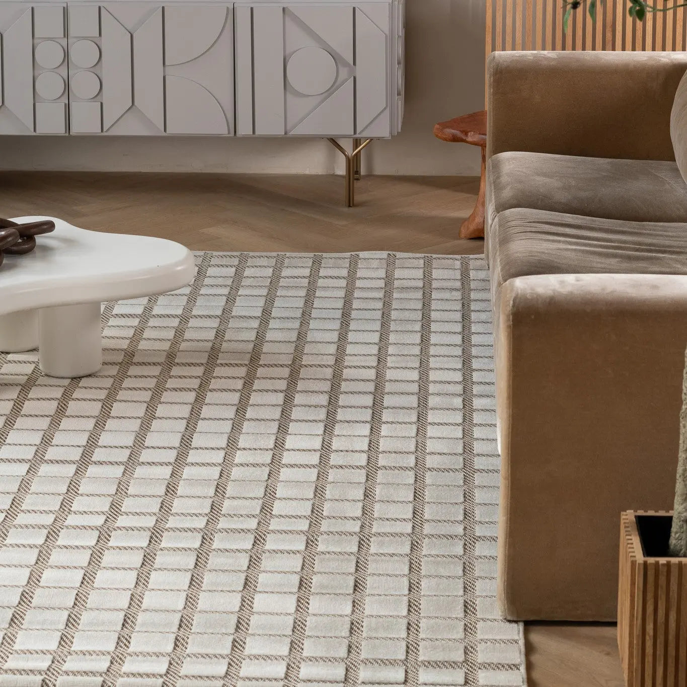 5' X 7' Cream and Beige Geometric Distressed Indoor Outdoor Area Rug Homeroots Outdoor