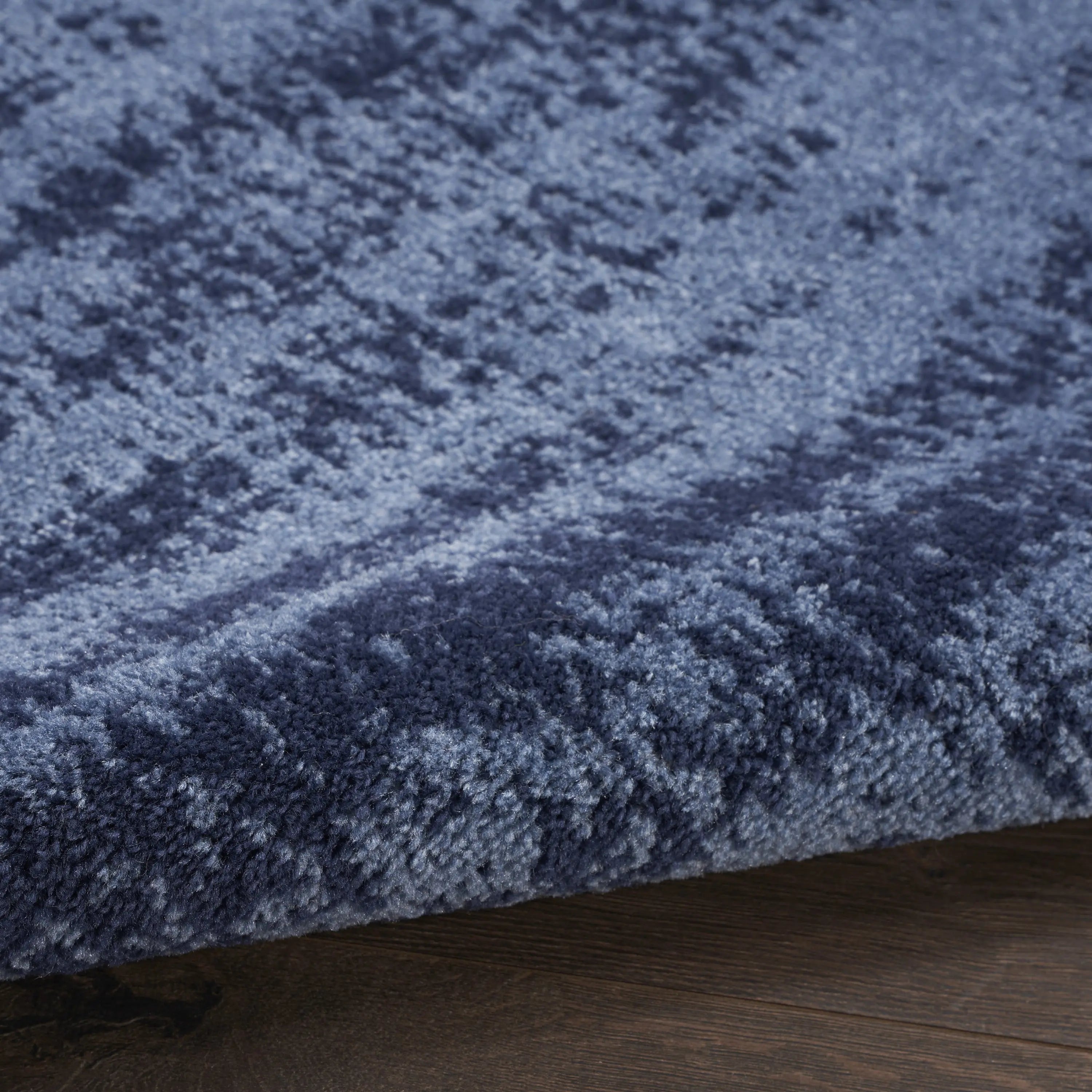 5' X 7' Denim Blue And Navy Blue Abstract Indoor Outdoor Area Rug Homeroots Outdoor