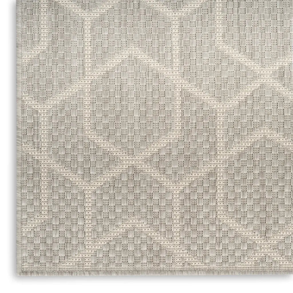 5' X 7' Gray And Beige Geometric Indoor Outdoor Area Rug Homeroots Outdoor