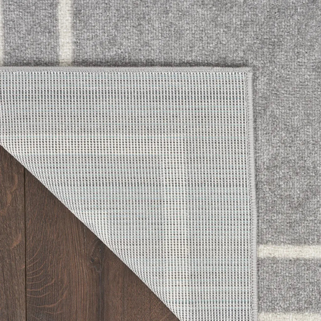 5' X 7' Gray And Ivory Indoor Outdoor Area Rug Homeroots Outdoor