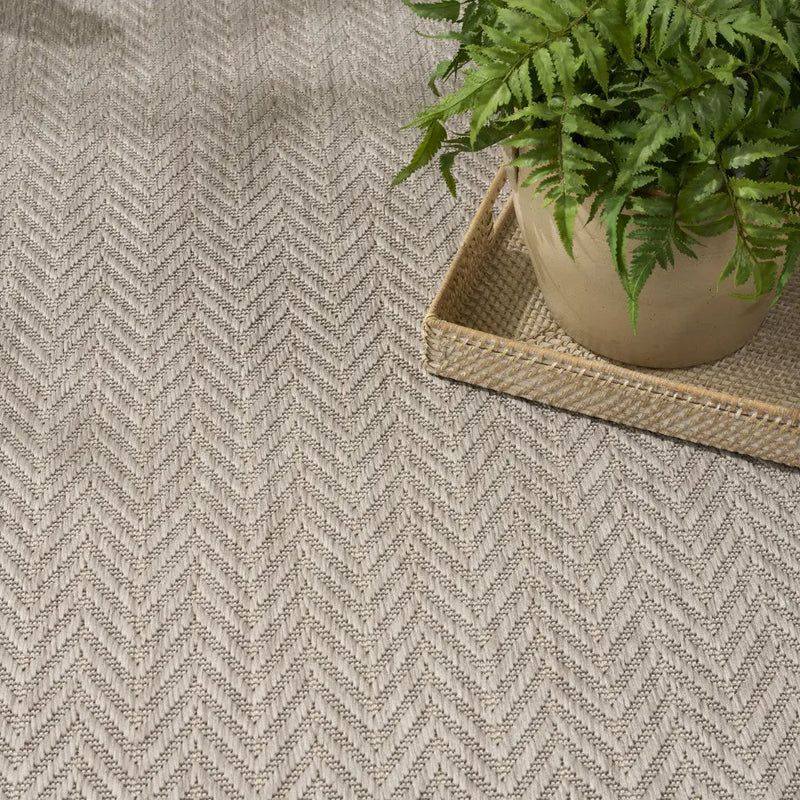 5' X 7' Gray Geometric Indoor Outdoor Area Rug Homeroots Outdoor