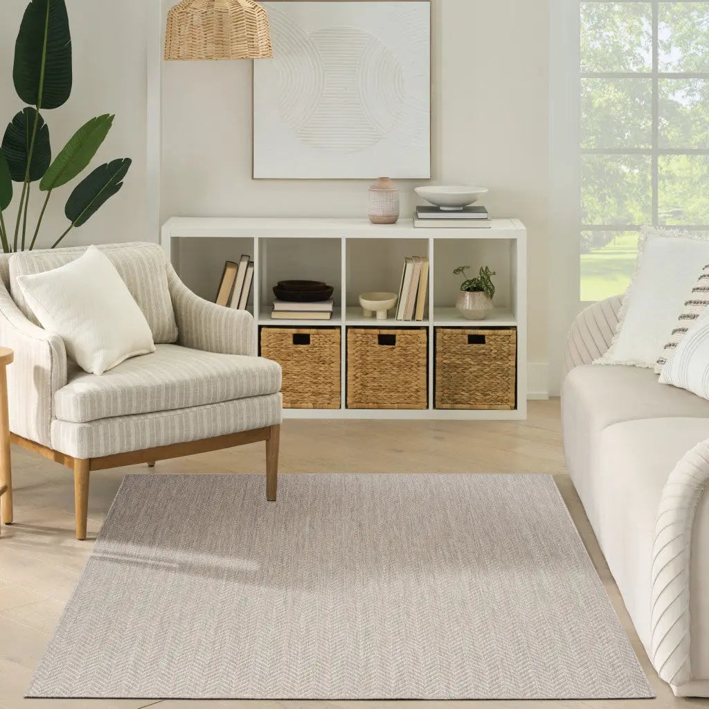 5' X 7' Gray Geometric Indoor Outdoor Area Rug Homeroots Outdoor