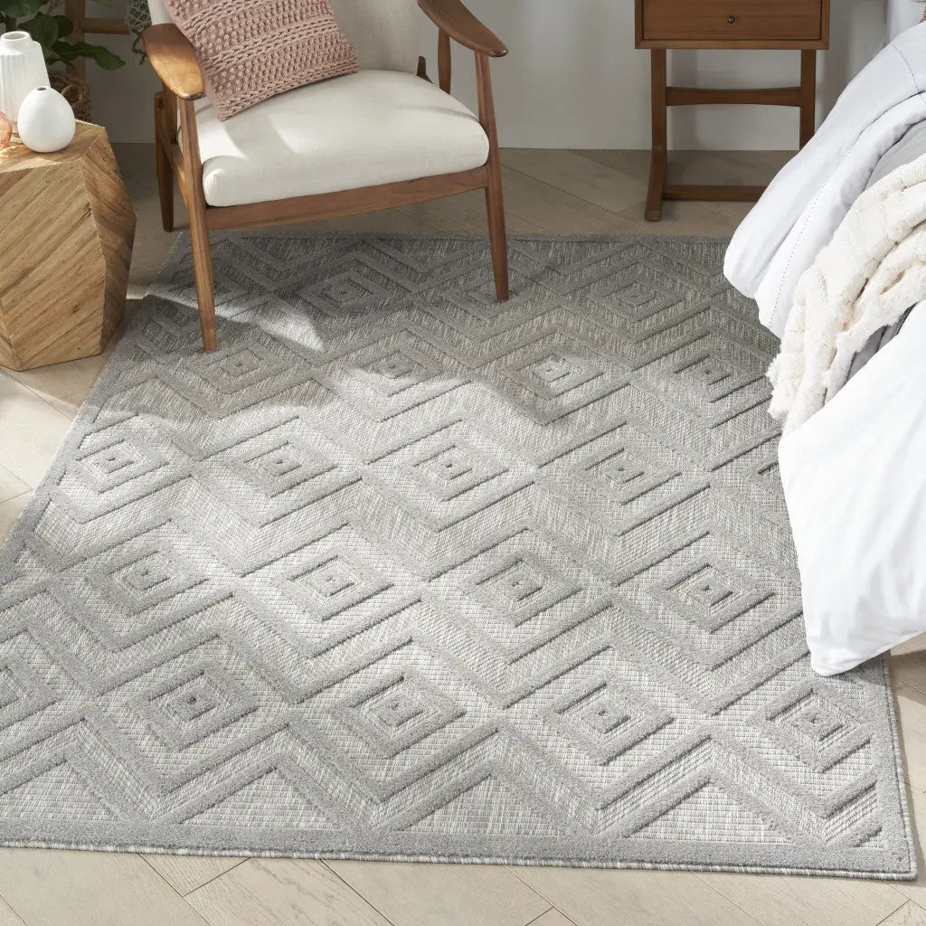 5' X 7' Gray Indoor Outdoor Area Rug - GreatEagleInc