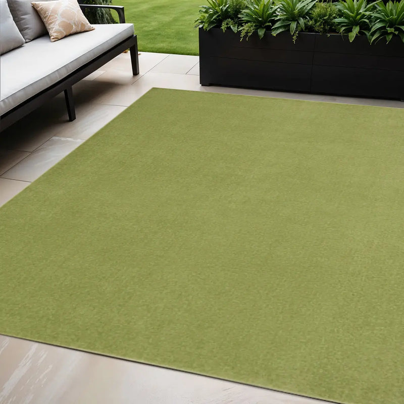 5' X 7' Green Indoor Outdoor Area Rug - GreatEagleInc