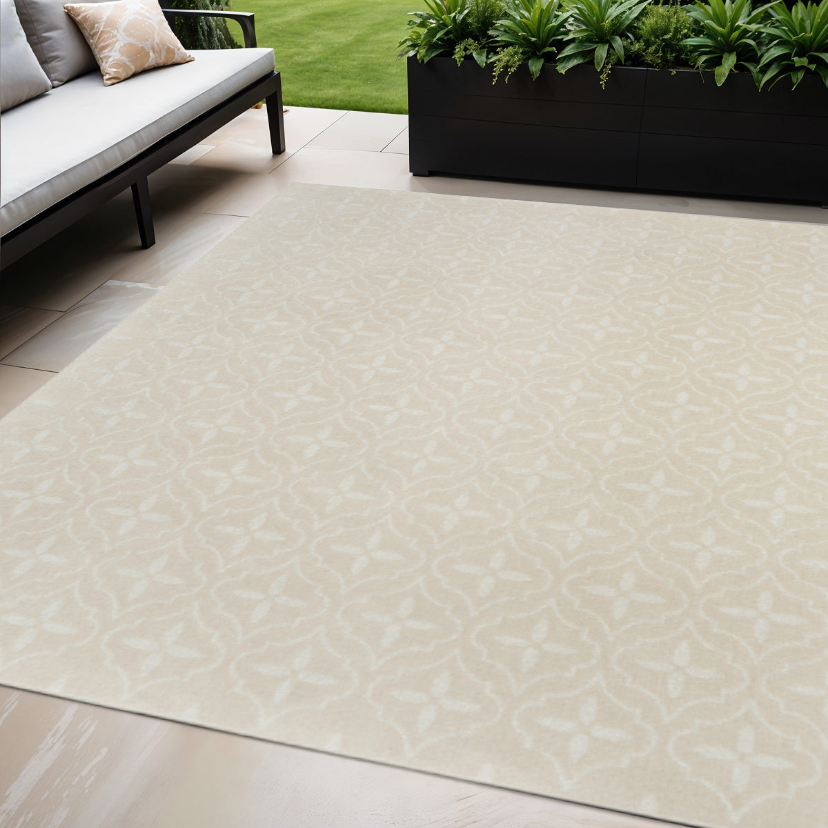 5' X 7' Ivory And Beige Geometric Indoor Outdoor Area Rug Homeroots Outdoor