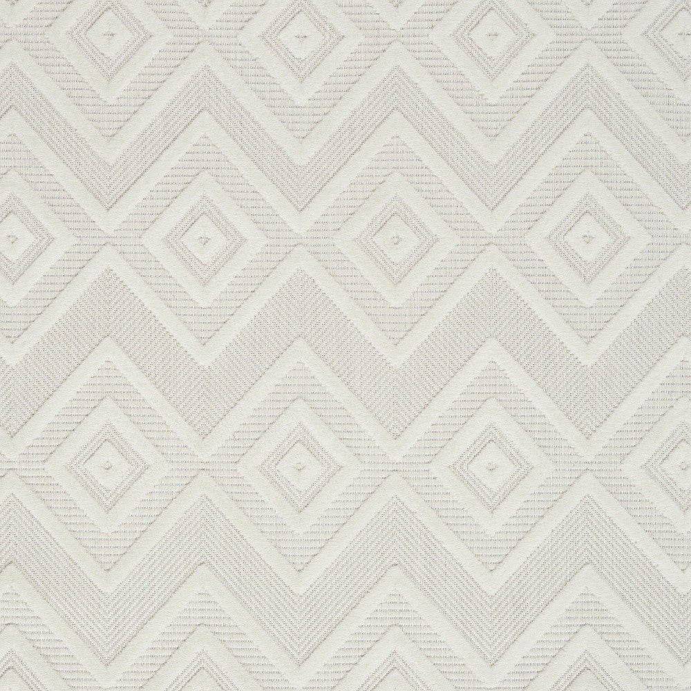 5' X 7' Ivory Indoor Outdoor Area Rug - GreatEagleInc