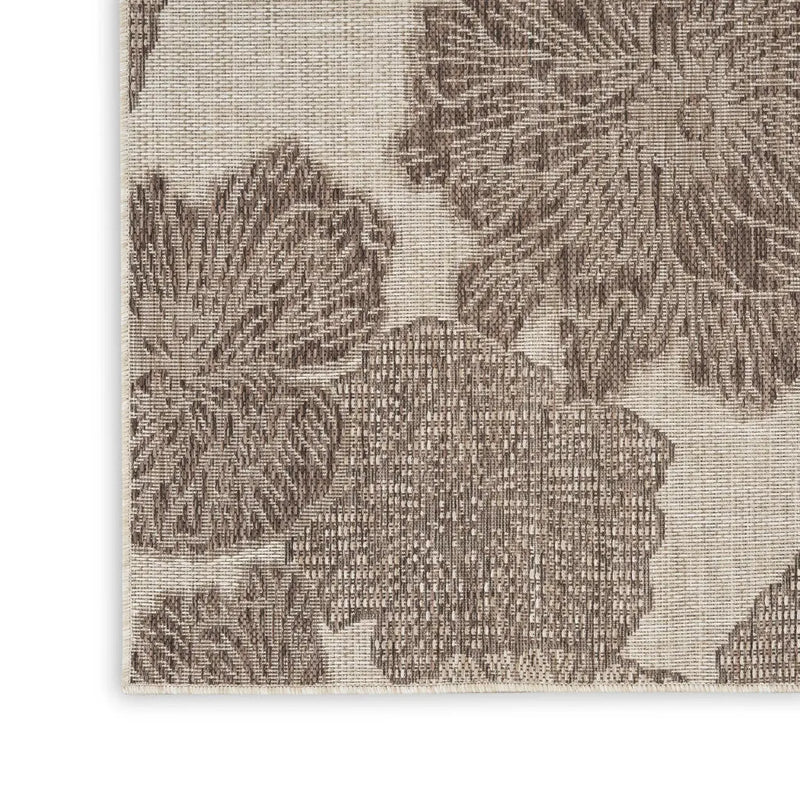 5' X 7' Natural And Ivory Floral Indoor Outdoor Area Rug Homeroots Outdoor