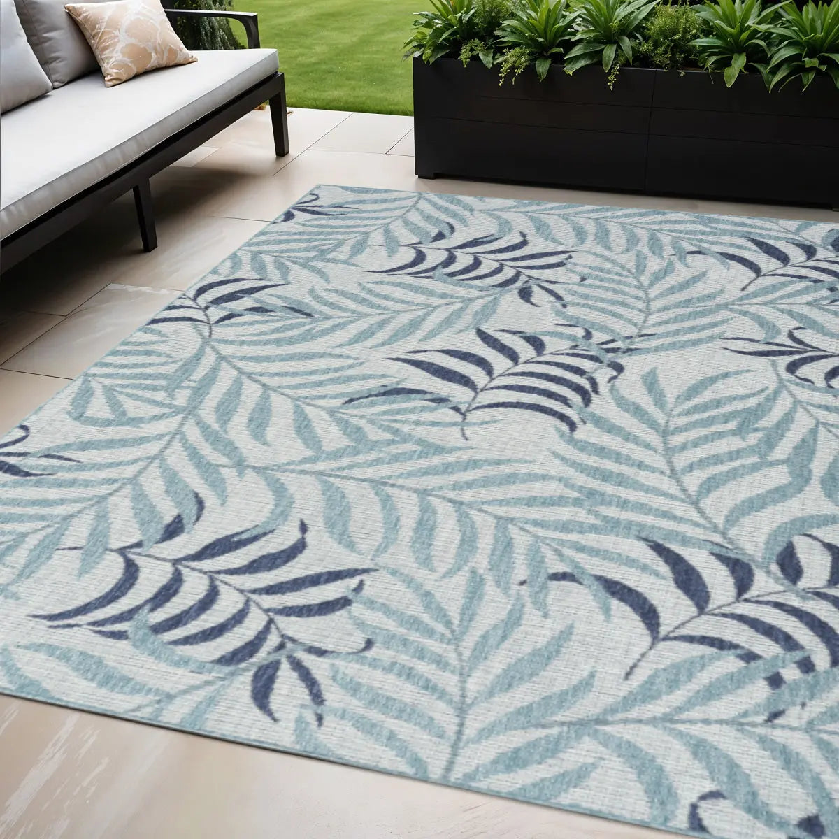 5' X 7' Navy Blue Ivory And Blue Palm Leaf Indoor Outdoor Area Rug Homeroots Outdoor