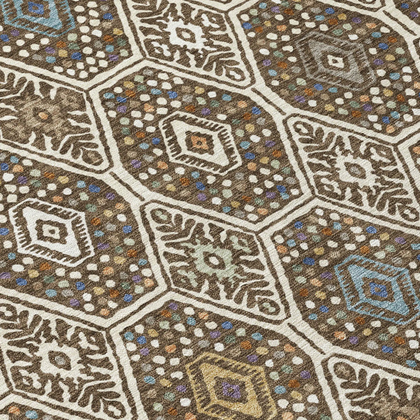 5' X 8' Beige And Chocolate Geometric Washable Indoor Outdoor Area Rug Homeroots Outdoor