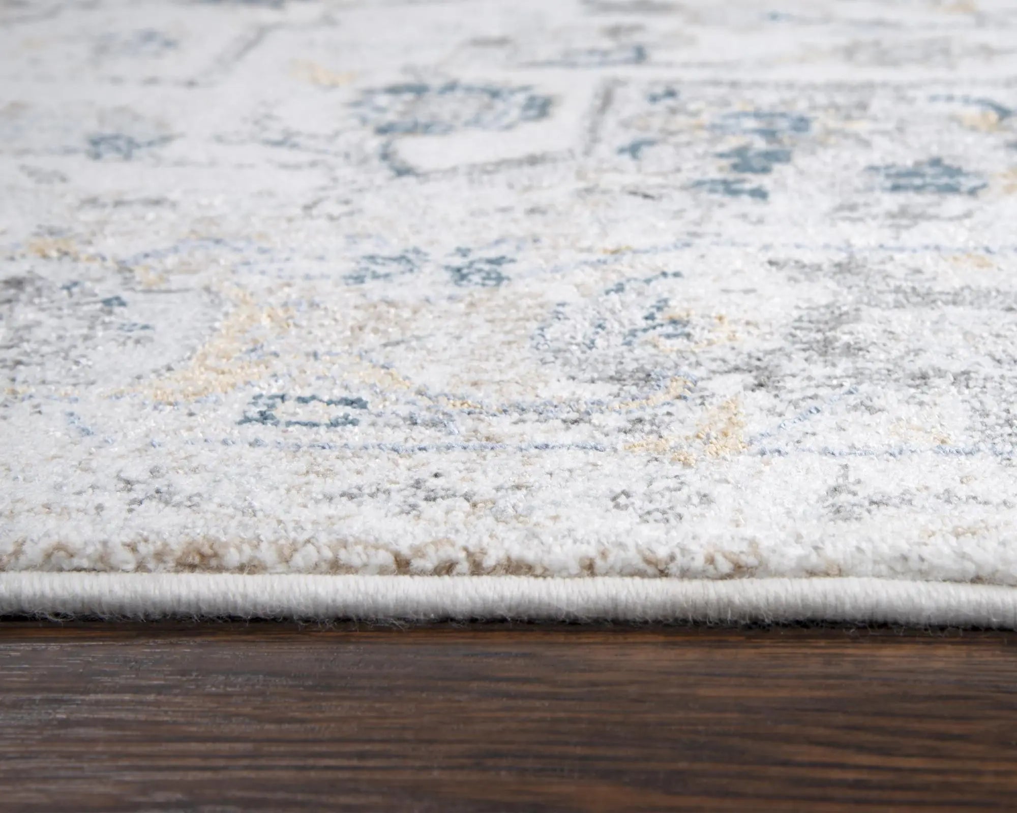 5' X 8' Beige Blue Gray And Rust Medallion Area Rug Homeroots Home Decor