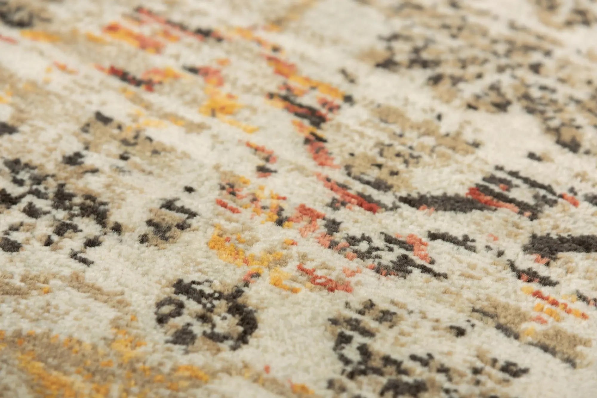 5' X 8' Beige Brown Apricot And Ivory New Zealand Lambs Wool Oriental Hand Carved Handmade Area Rug Homeroots Home Decor