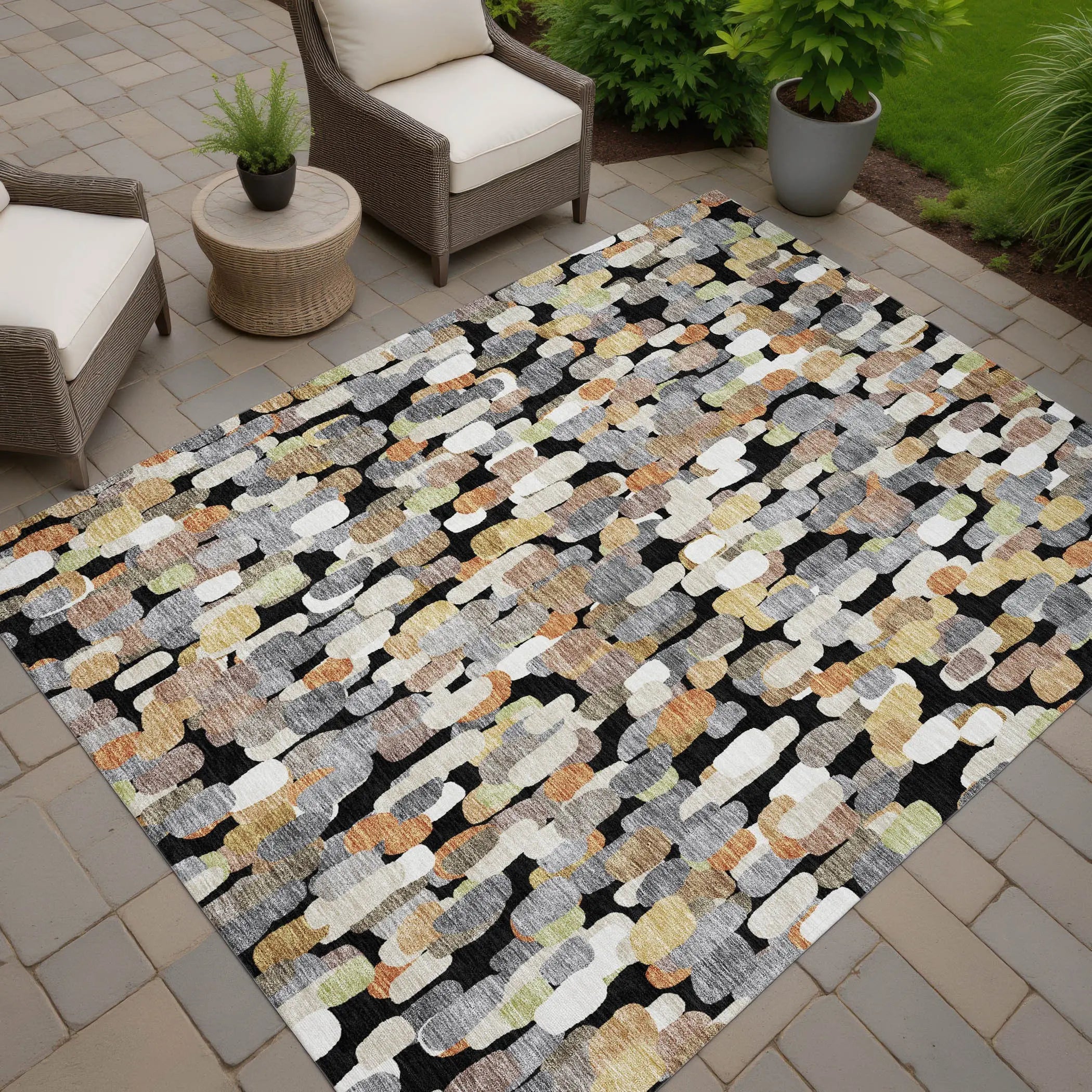 5' X 8' Black And Beige Abstract Washable Indoor Outdoor Area Rug Homeroots Outdoor