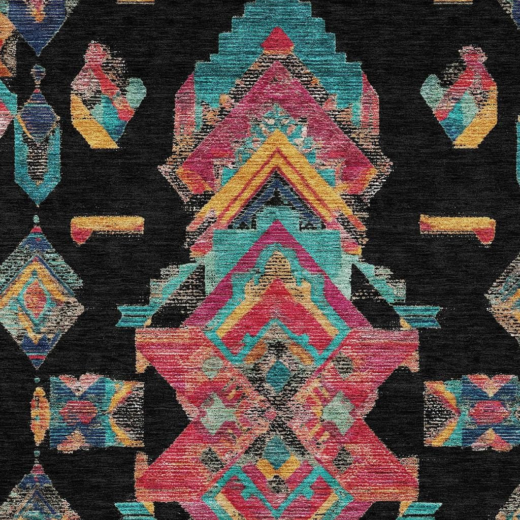 5' X 8' Black And Beige Tribal Washable Indoor Outdoor Area Rug Homeroots Outdoor
