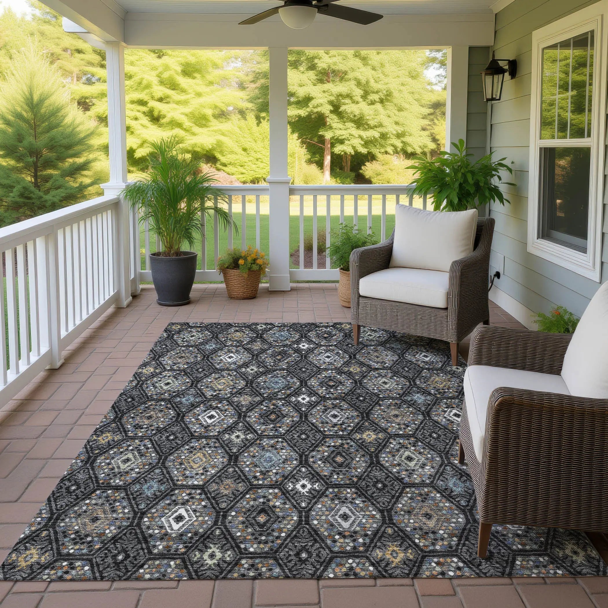 5' X 8' Black And Charcoal Geometric Washable Indoor Outdoor Area Rug Homeroots Outdoor