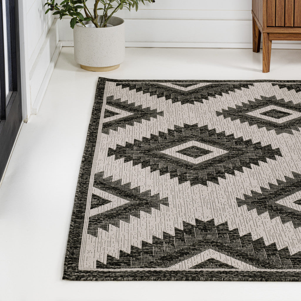 5' X 8' Black And Cream Moroccan Indoor Outdoor Area Rug - GreatEagleInc