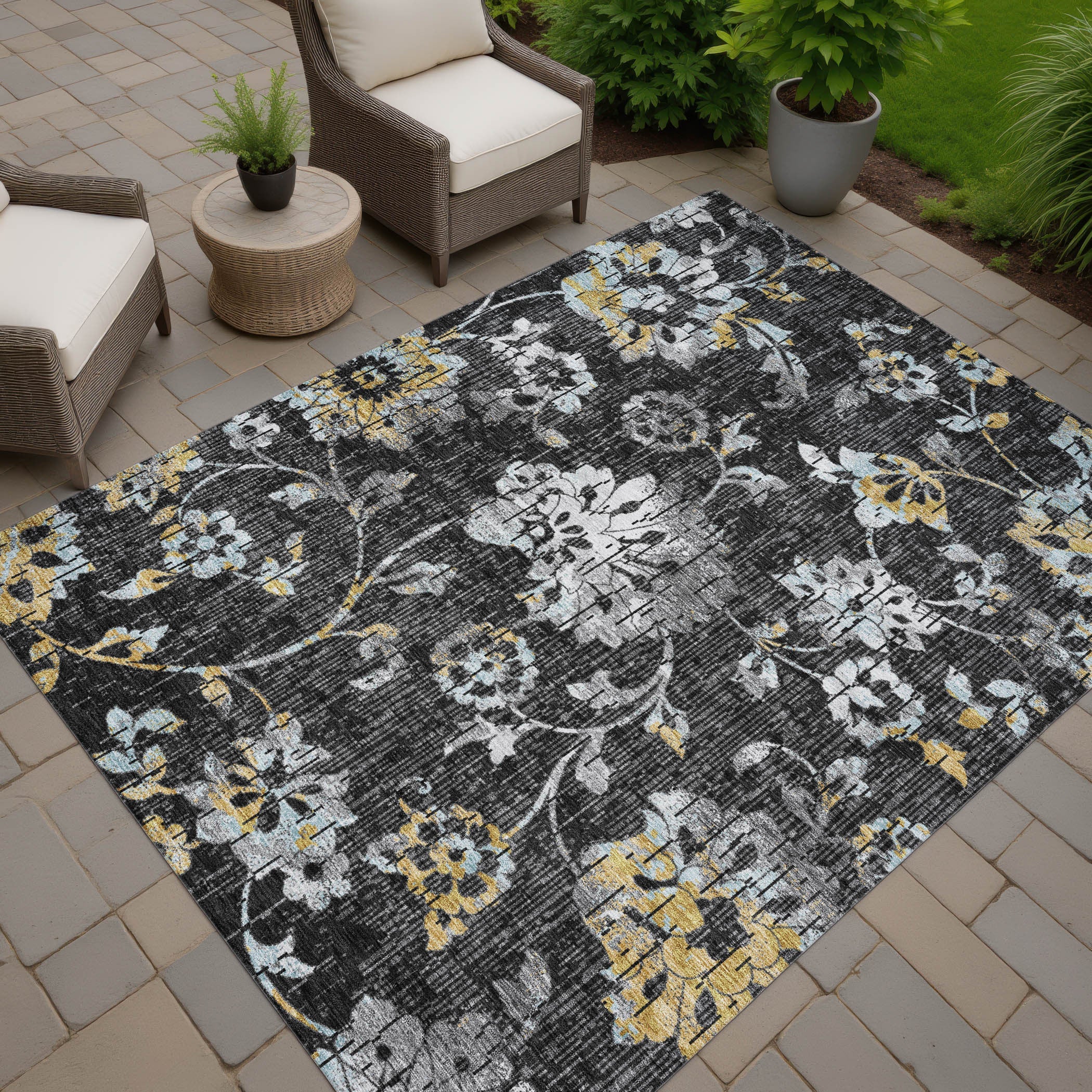 5' X 8' Black And Graphite Floral Washable Indoor Outdoor Area Rug Homeroots Outdoor