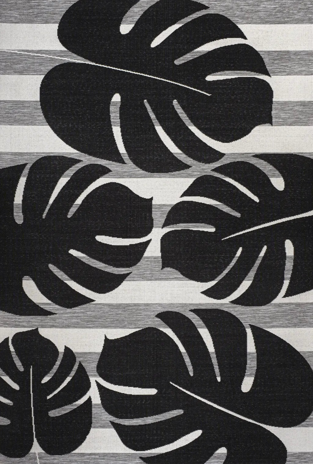 5' X 8' Black And Gray Floral Indoor Outdoor Area Rug Homeroots Outdoor