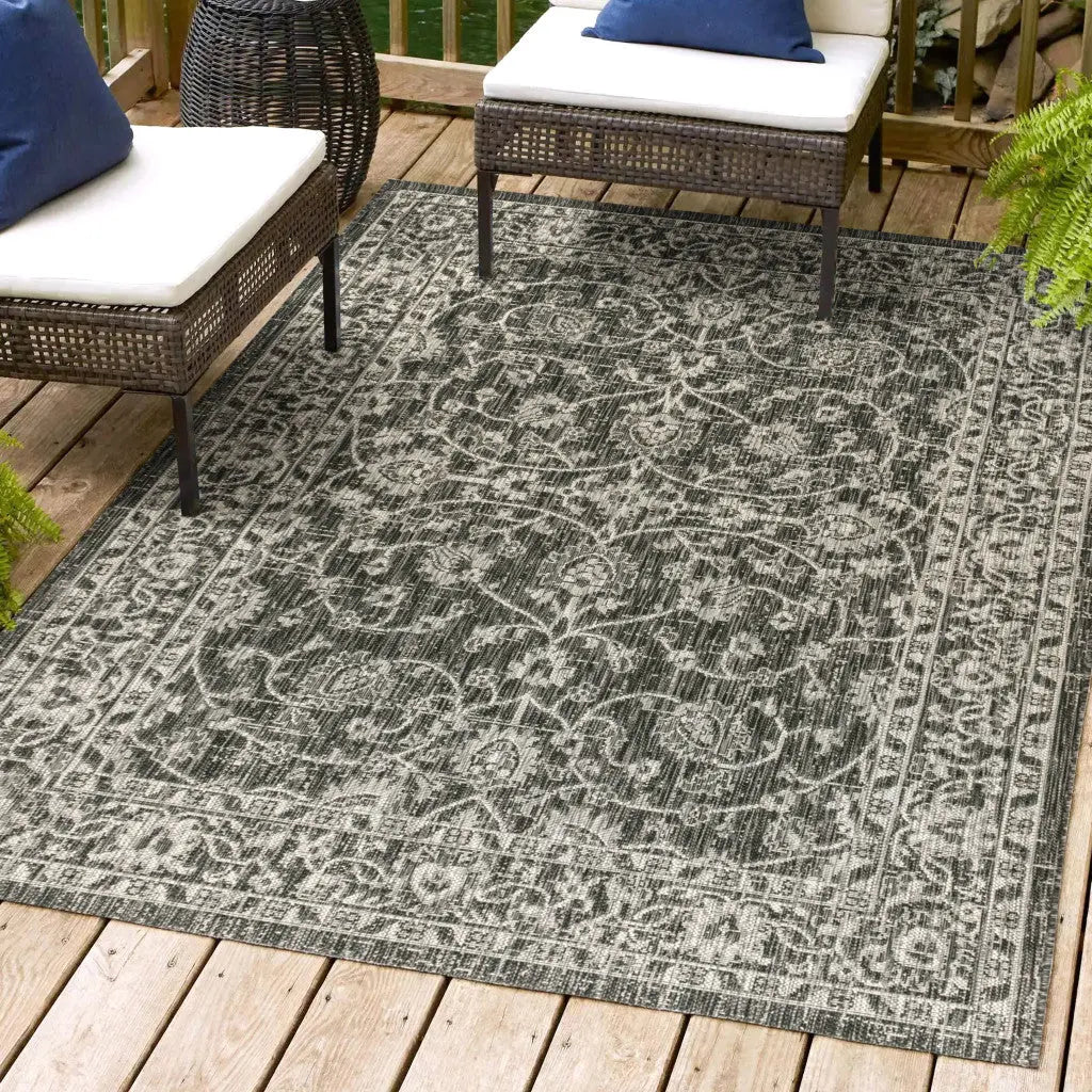 5' X 8' Black And Gray Medallion Indoor Outdoor Area Rug Homeroots Outdoor