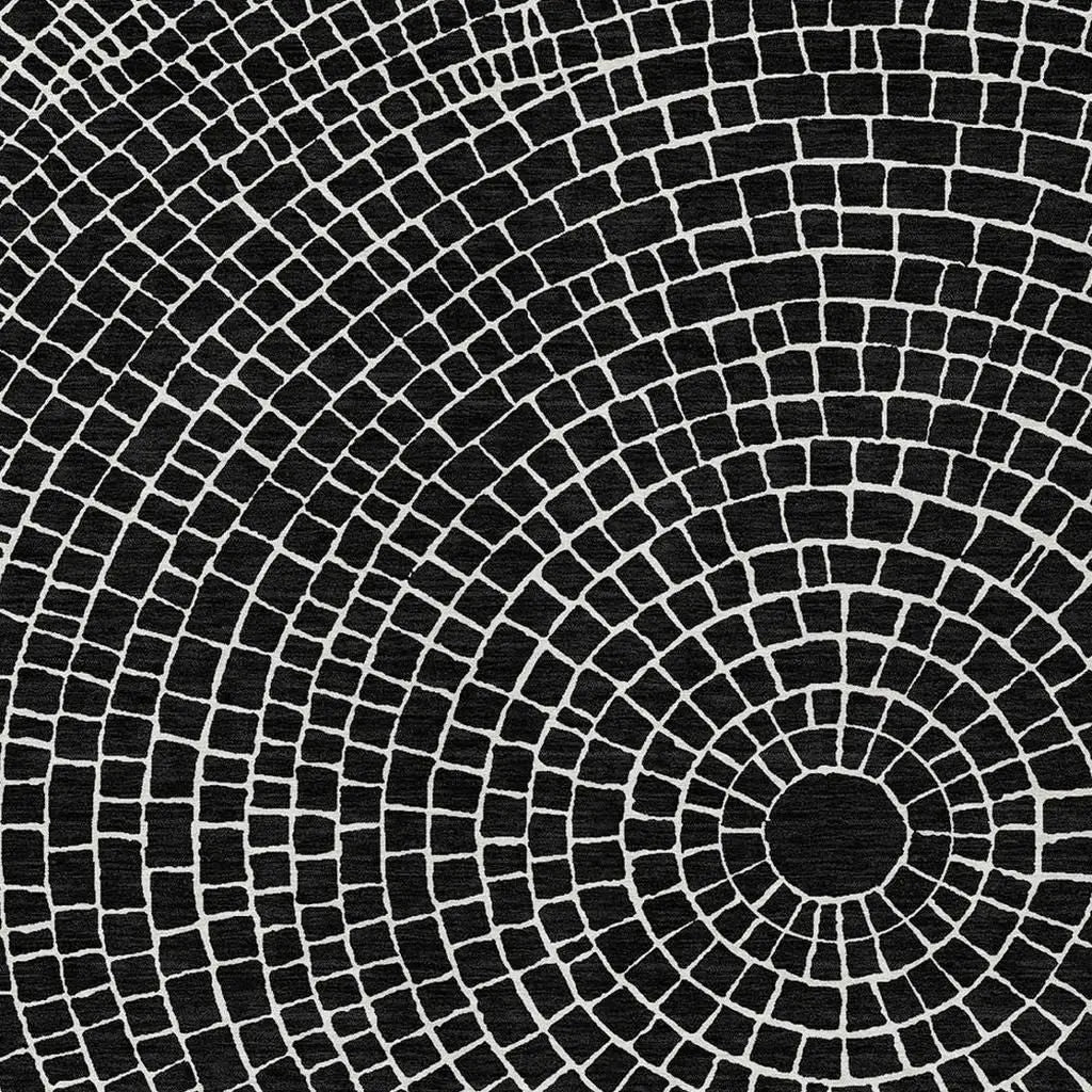 5' X 8' Black And Ivory Geometric Washable Indoor Outdoor Area Rug Homeroots Outdoor