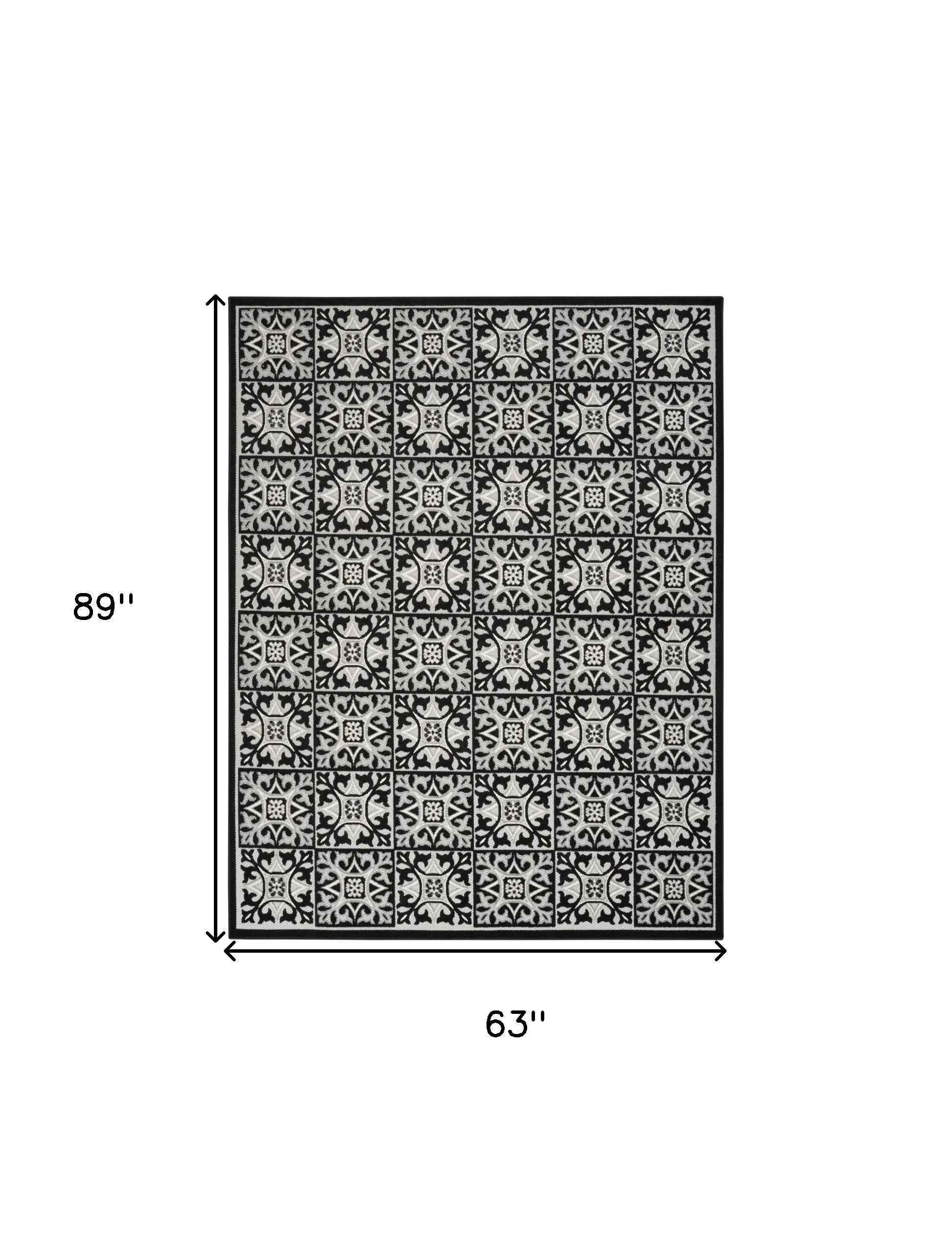 5' X 8' Black And White Fleur De Lis Stain Resistant Non Skid Area Rug Homeroots Outdoor