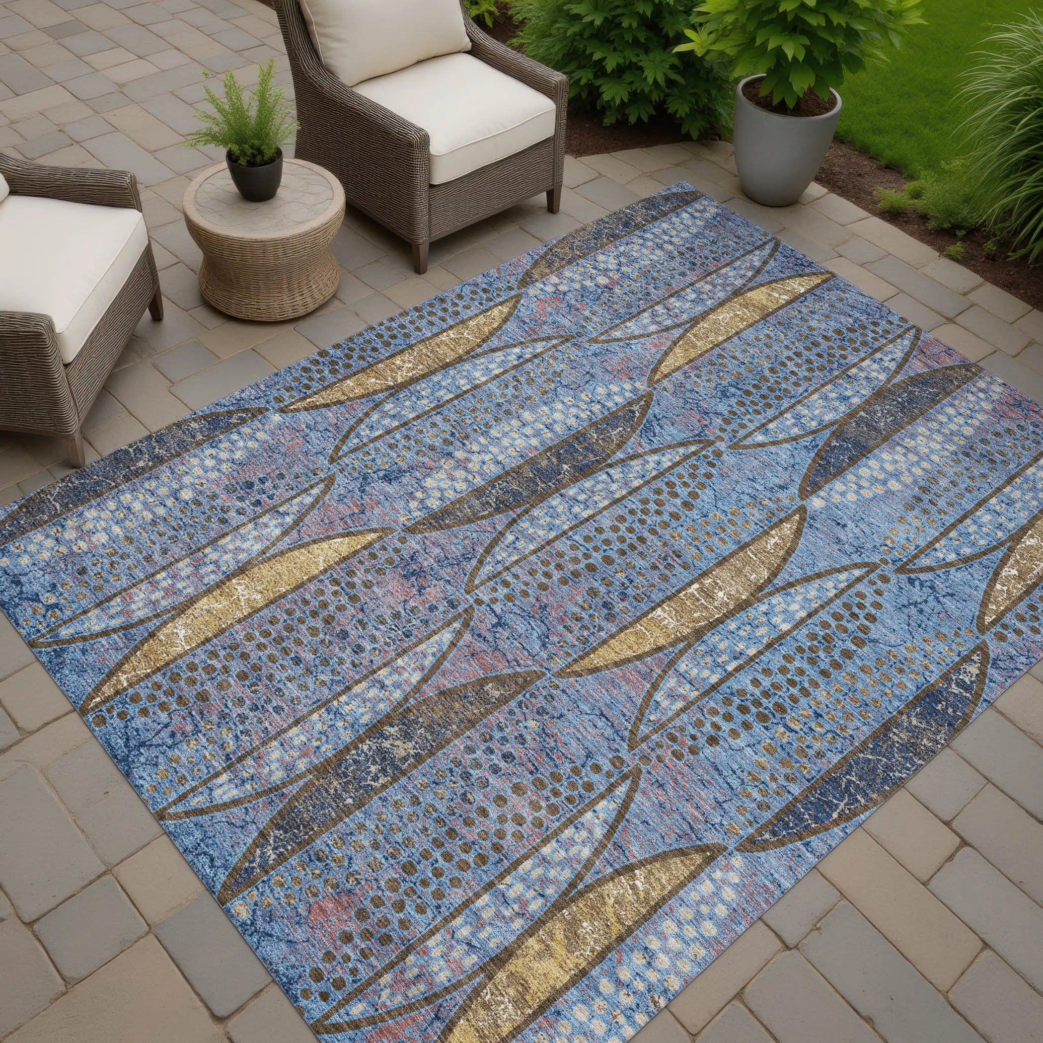 5' X 8' Blue And Brown Geometric Washable Indoor Outdoor Area Rug Homeroots Outdoor