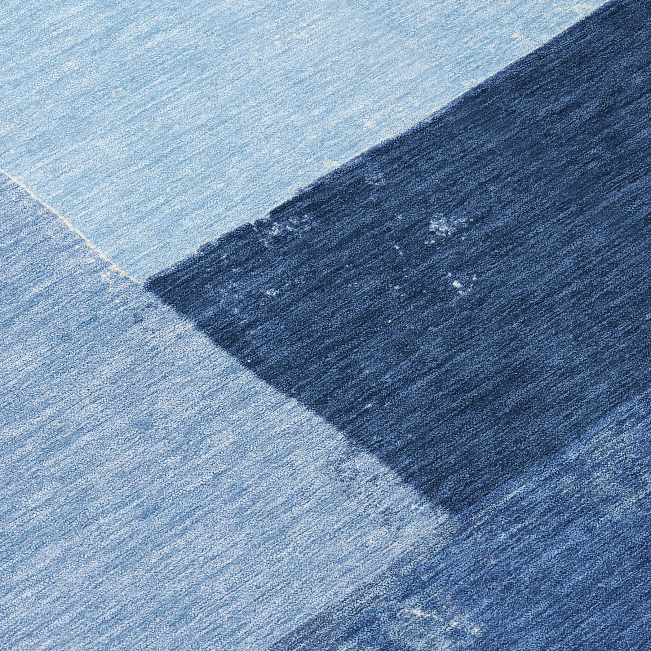 5' X 8' Blue And Denim Blue Geometric Washable Indoor Outdoor Area Rug Homeroots Outdoor