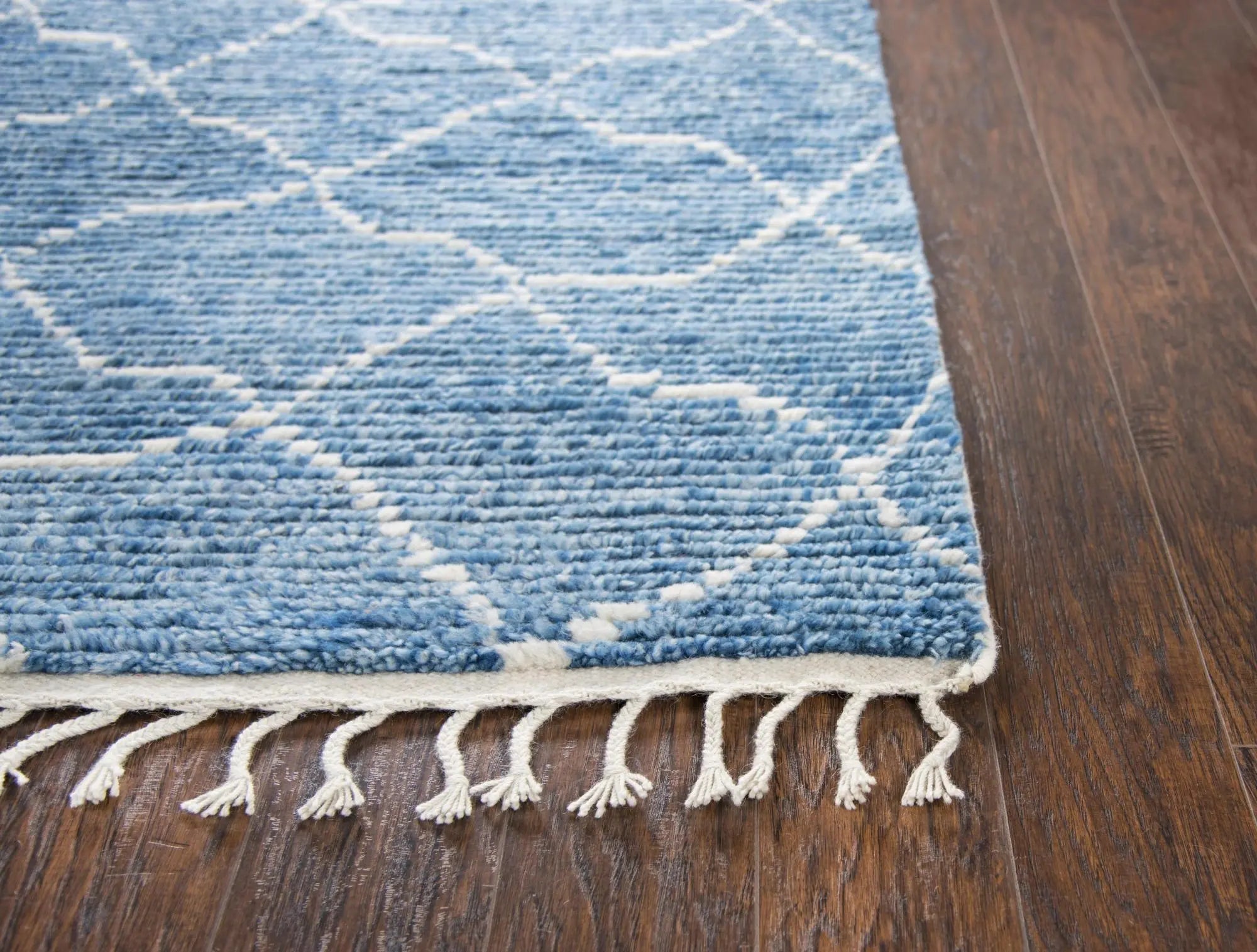 5' X 8' Blue And Natural Wool Geometric Hand Knotted Area Rug Homeroots Home Decor