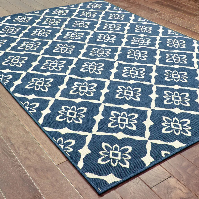 5' X 8' Blue and Ivory Floral Stain Resistant Indoor Outdoor Area Rug Homeroots Outdoor