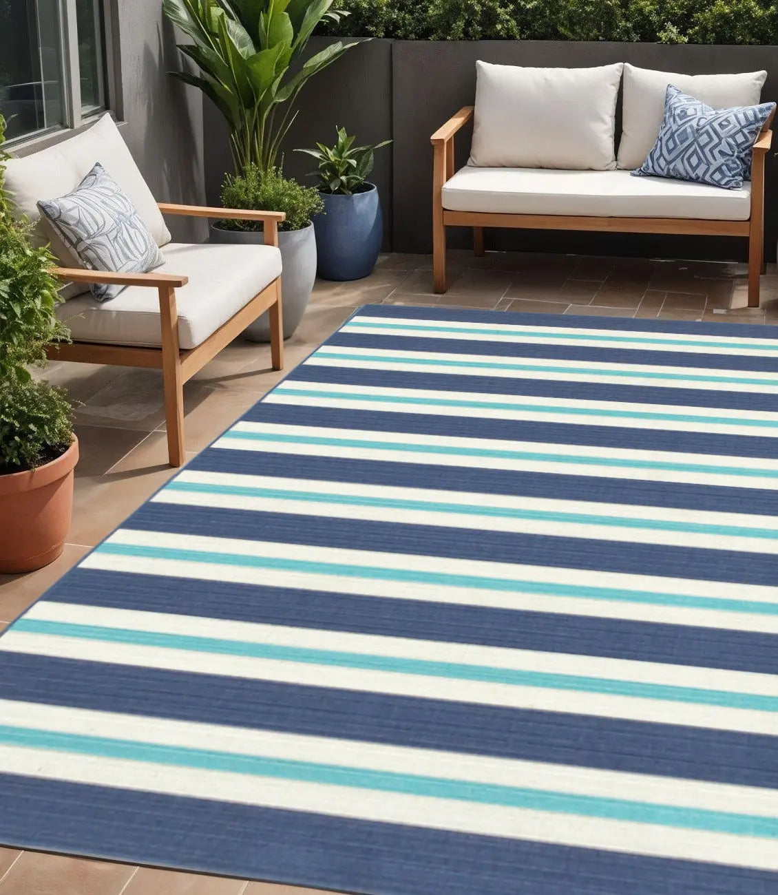5' X 8' Blue and Ivory Geometric Stain Resistant Indoor Outdoor Area Rug Homeroots Outdoor
