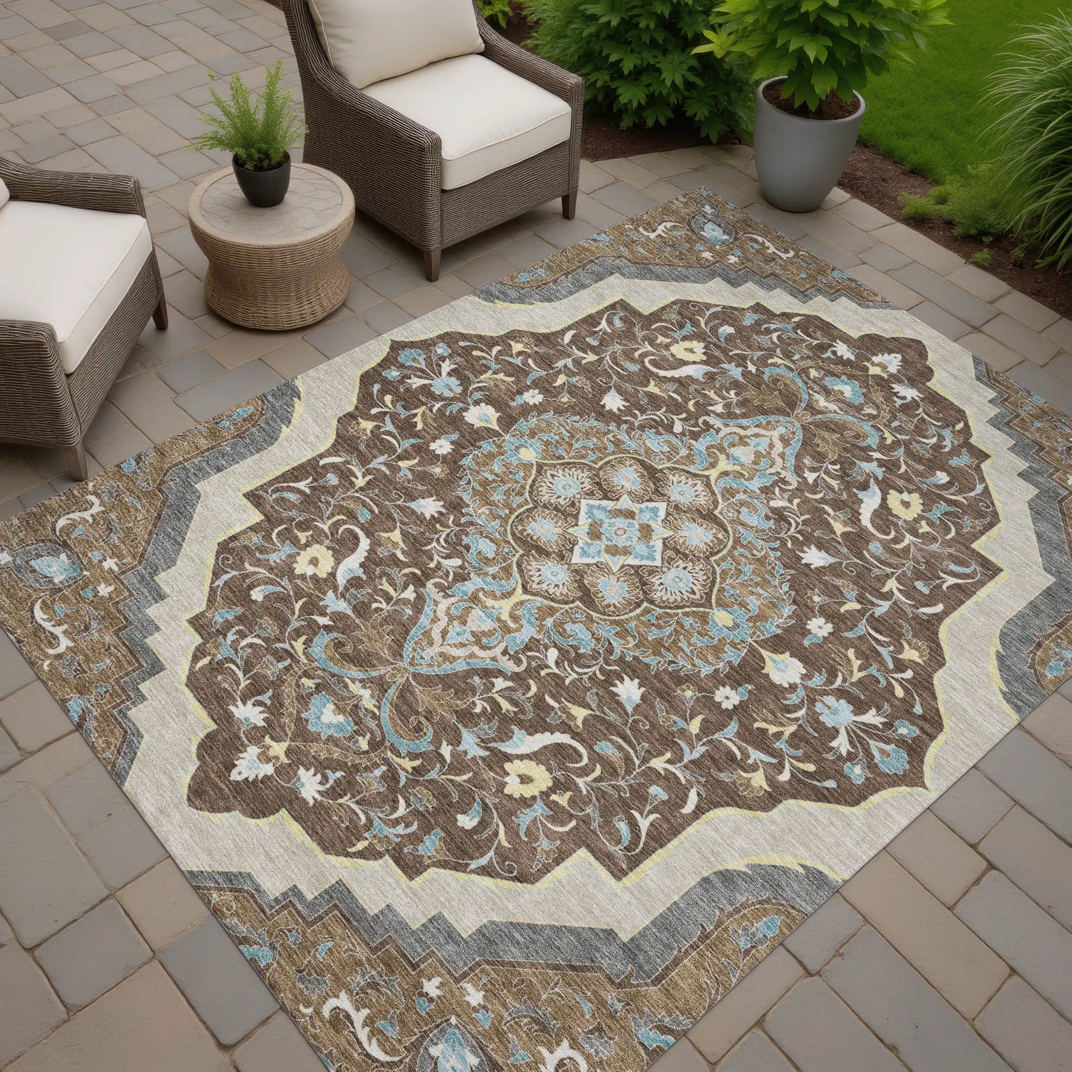 5' X 8' Brown And Beige Medallion Washable Indoor Outdoor Area Rug Homeroots Outdoor