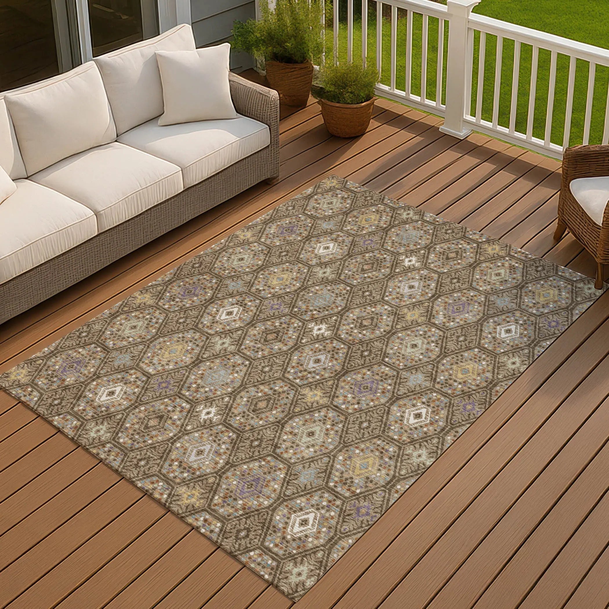 5' X 8' Brown And Chocolate Geometric Washable Indoor Outdoor Area Rug Homeroots Outdoor
