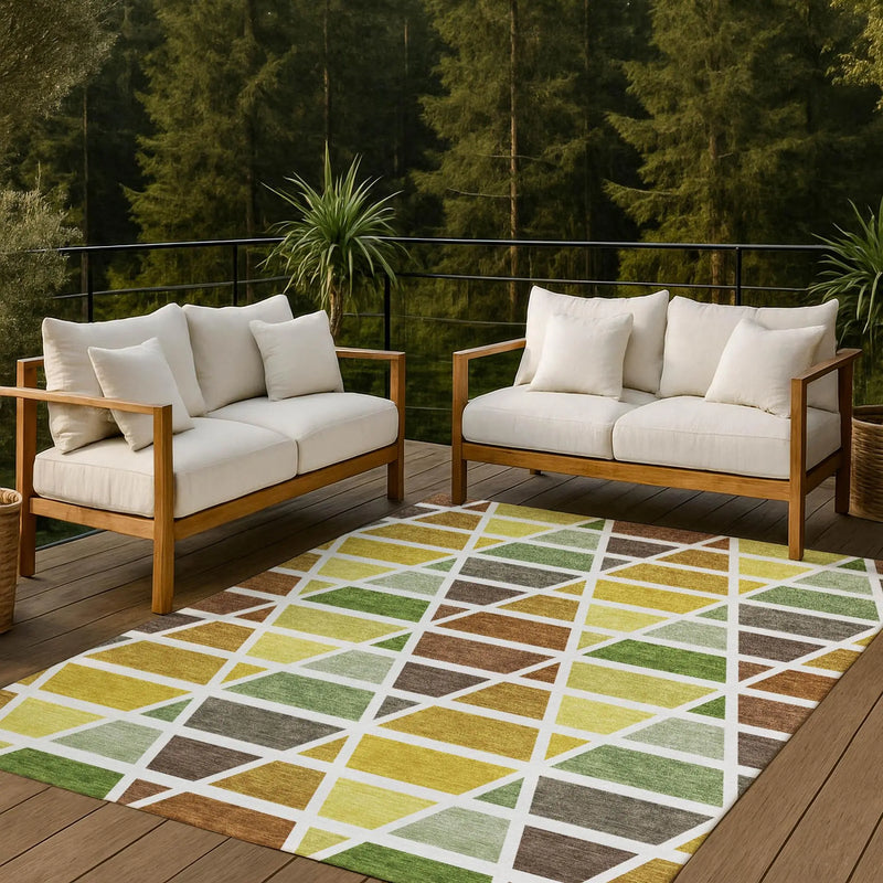 5' X 8' Brown And White Geometric Washable Indoor Outdoor Area Rug Homeroots Outdoor