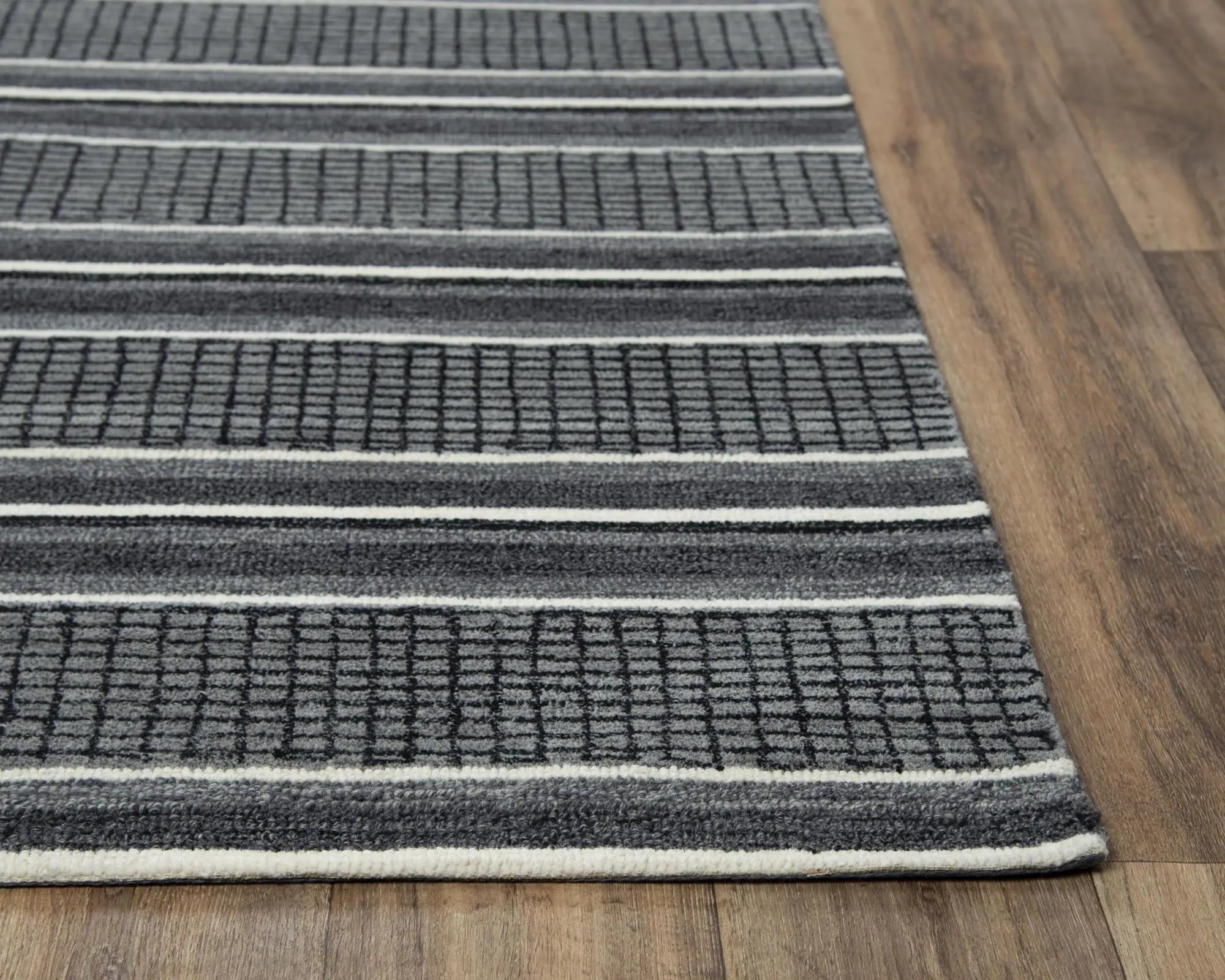 5' X 8' Charcoal And Gray Wool Striped Hand Tufted Area Rug Homeroots Home Decor