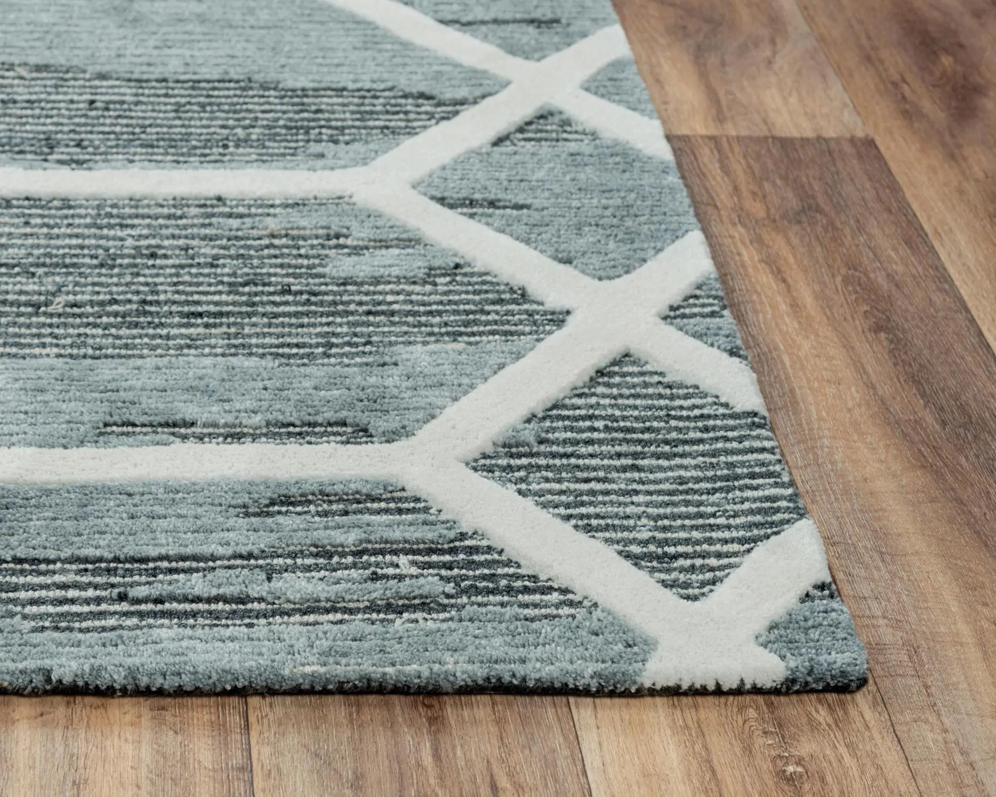 5' X 8' Charcoal And Ivory Geometric Hand Tufted Area Rug Homeroots Home Decor