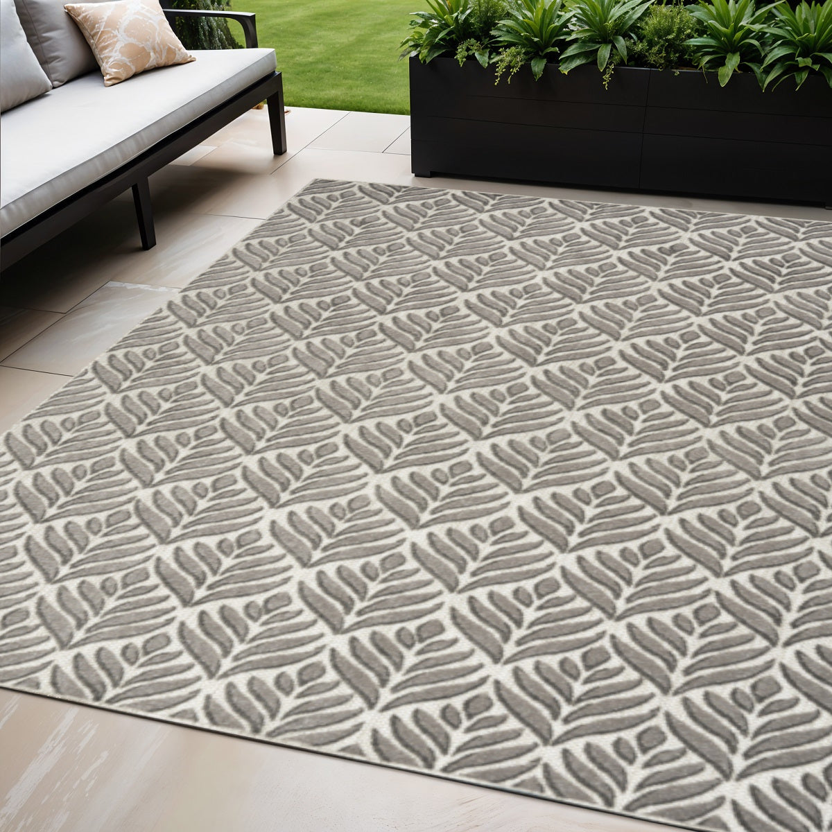 5' X 8' Charcoal Floral Stain Resistant Non Skid Area Rug Homeroots Outdoor