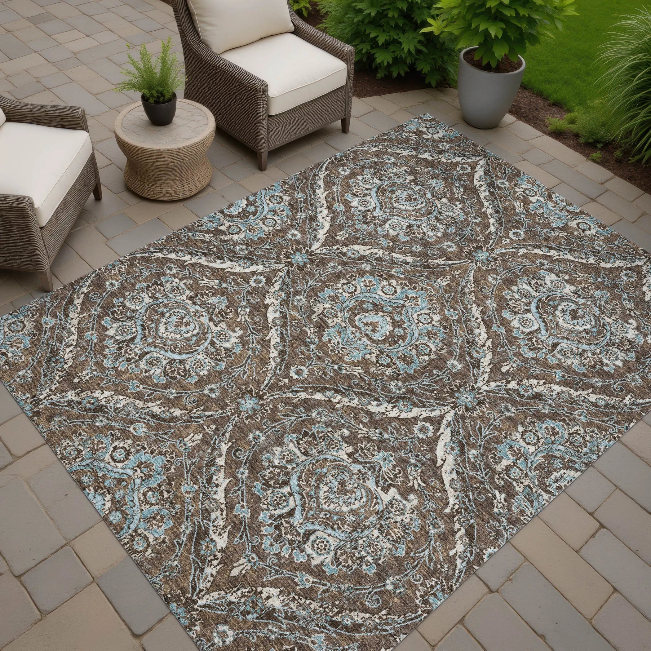 5' X 8' Chocolate And Silver Floral Washable Indoor Outdoor Area Rug Homeroots Outdoor