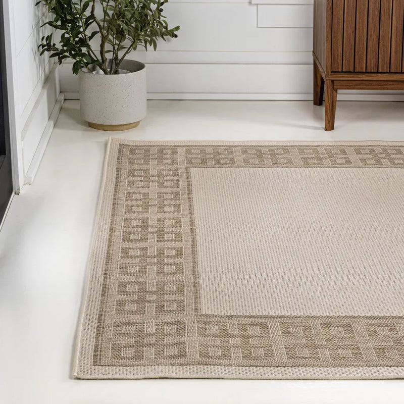 5' X 8' Cream And Beige Indoor Outdoor Area Rug - GreatEagleInc