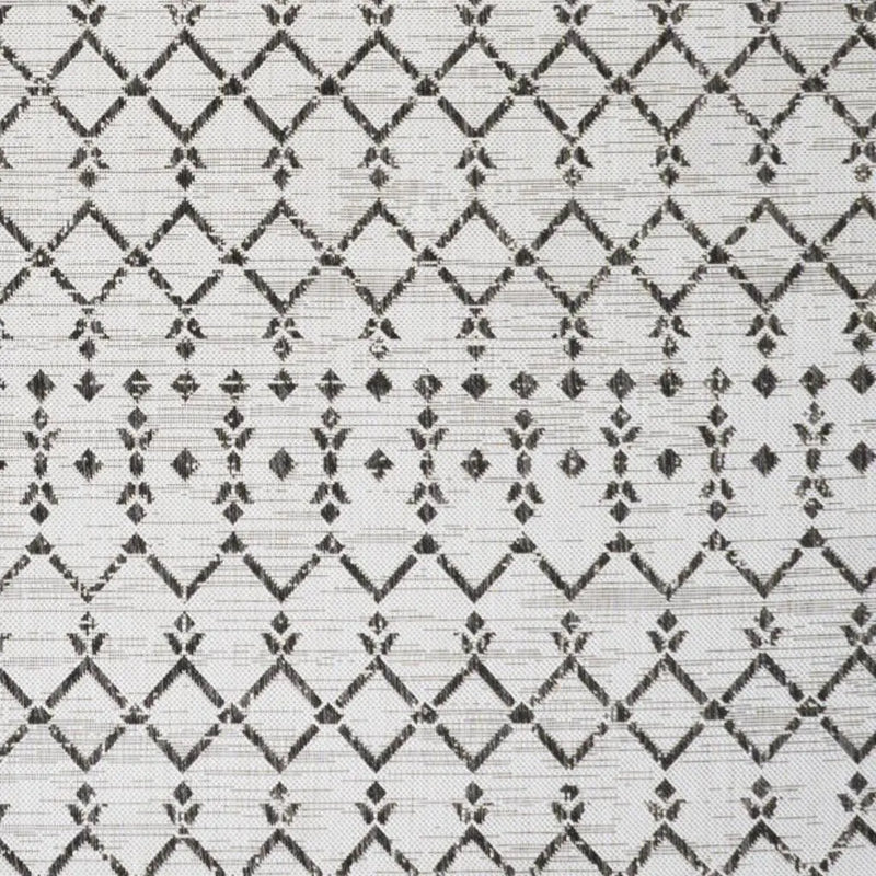 5' X 8' Cream And Black Trellis Indoor Outdoor Area Rug Homeroots Outdoor