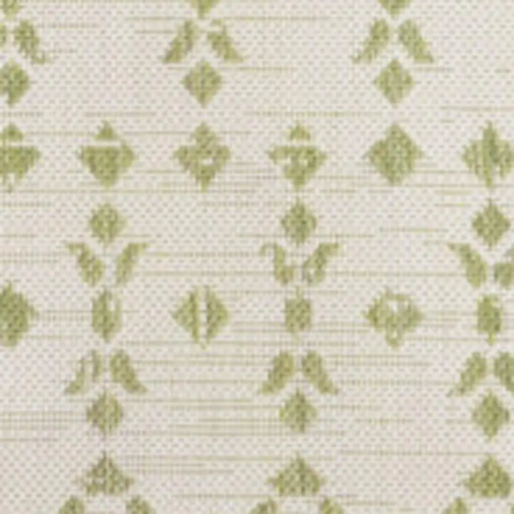 5' X 8' Cream And Green Trellis Indoor Outdoor Area Rug Homeroots Outdoor