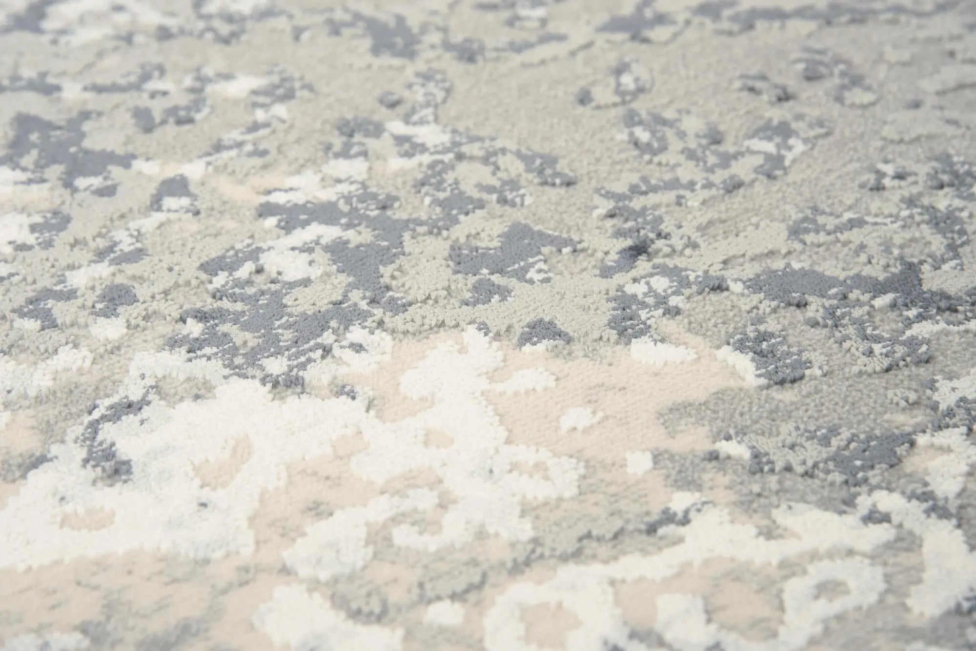 5' X 8' Cream Gray And Taupe Abstract Area Rug Homeroots Home Decor