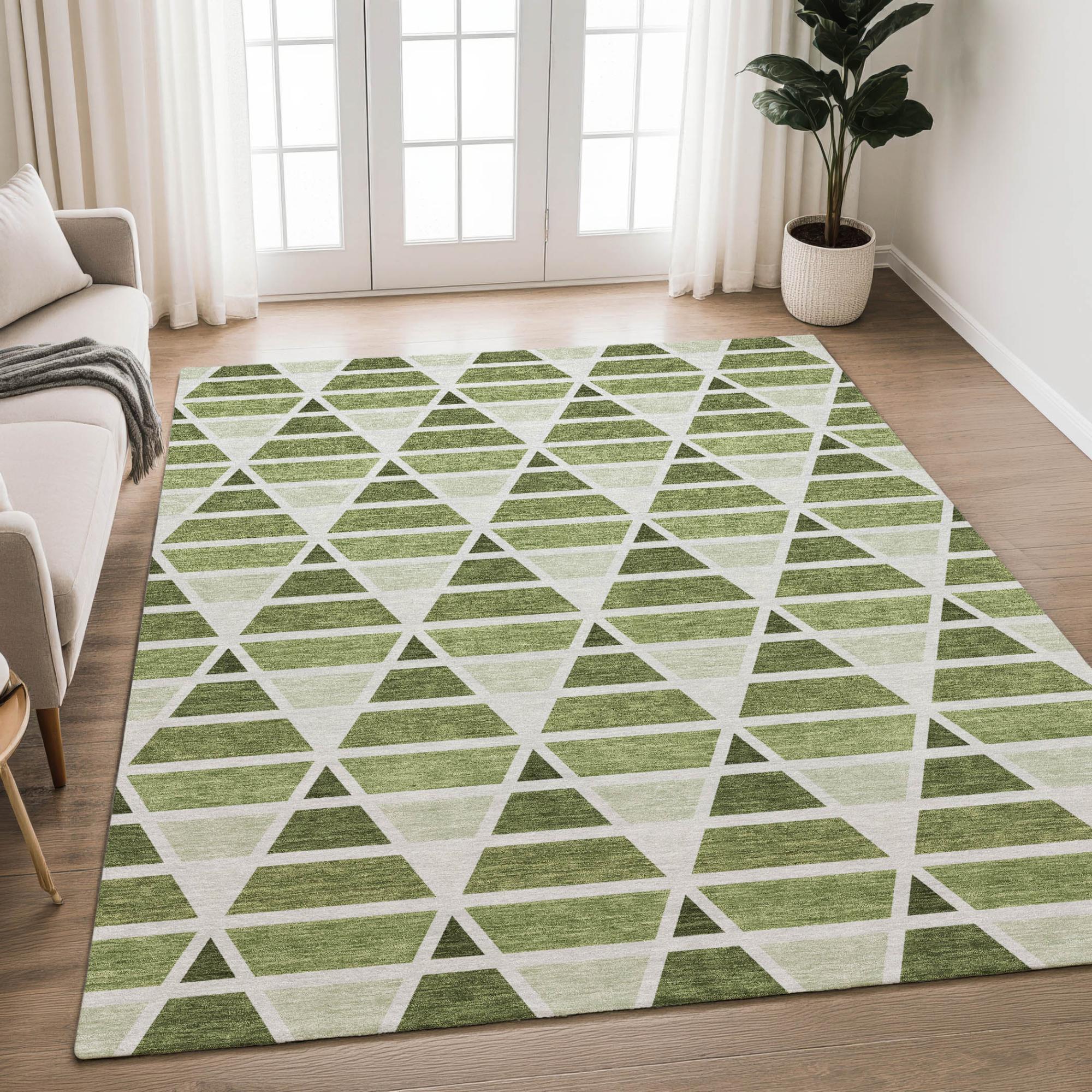 5' X 8' Fern Green And Green Geometric Washable Indoor Outdoor Area Rug Homeroots Outdoor