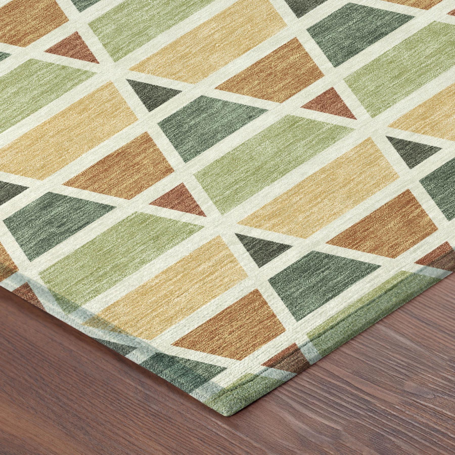 5' X 8' Fern Green And Green Geometric Washable Indoor Outdoor Area Rug Homeroots Outdoor