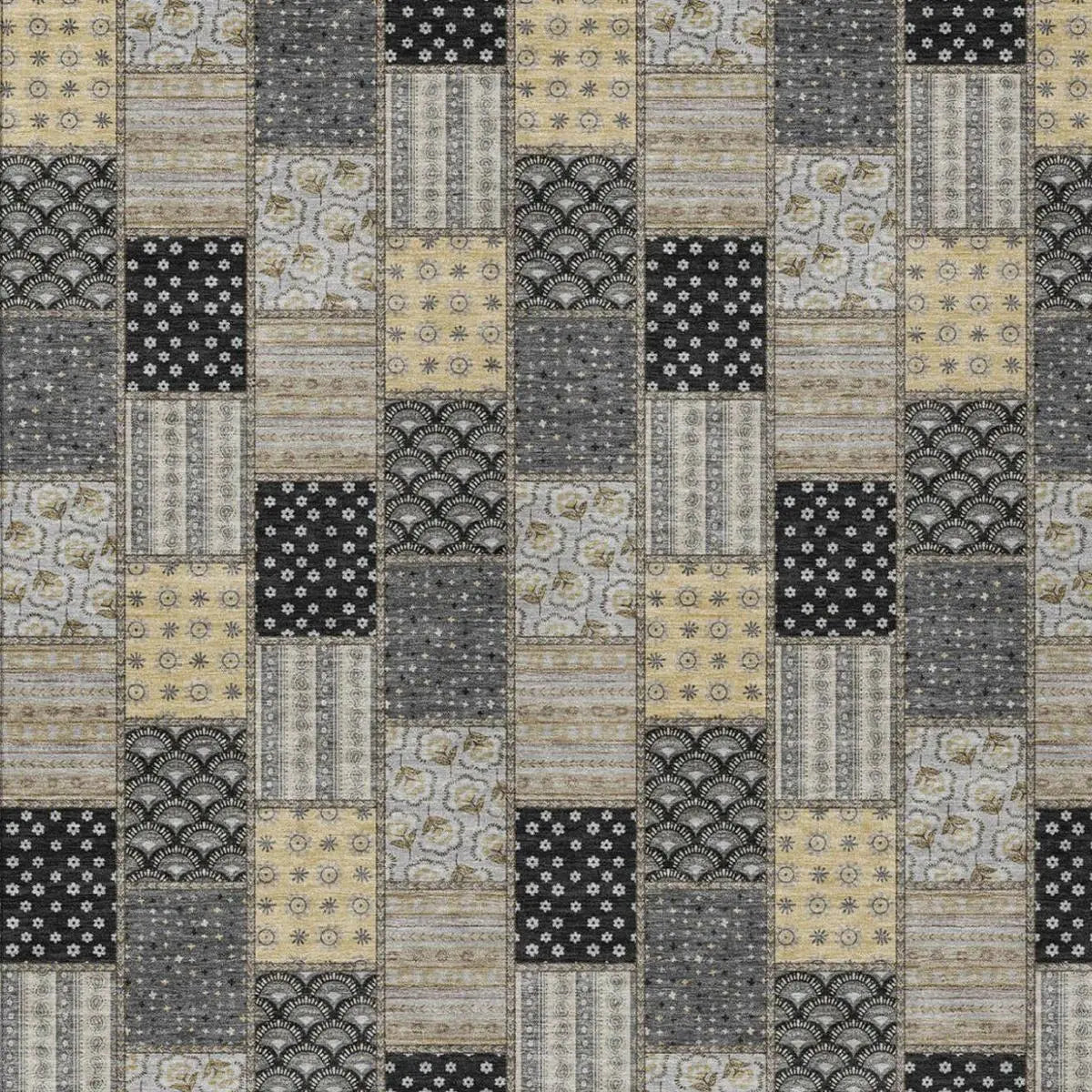 5' X 8' Graphite And Gray Patchwork Washable Indoor Outdoor Area Rug Homeroots Outdoor