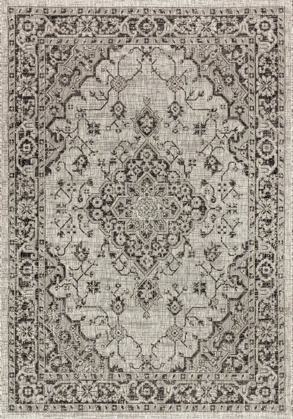 5' X 8' Gray And Black Medallion Indoor Outdoor Area Rug Homeroots Outdoor