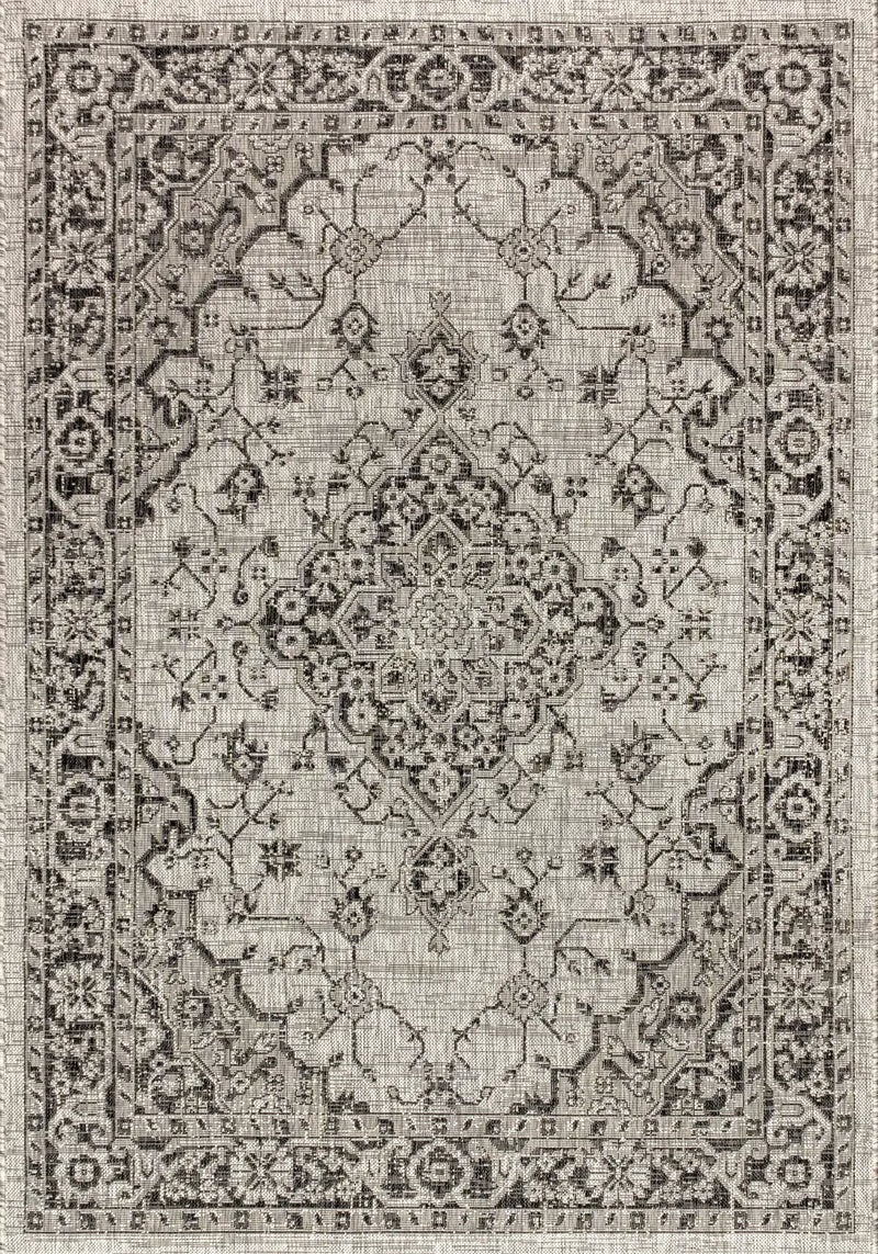 5' X 8' Gray And Black Medallion Indoor Outdoor Area Rug Homeroots Outdoor