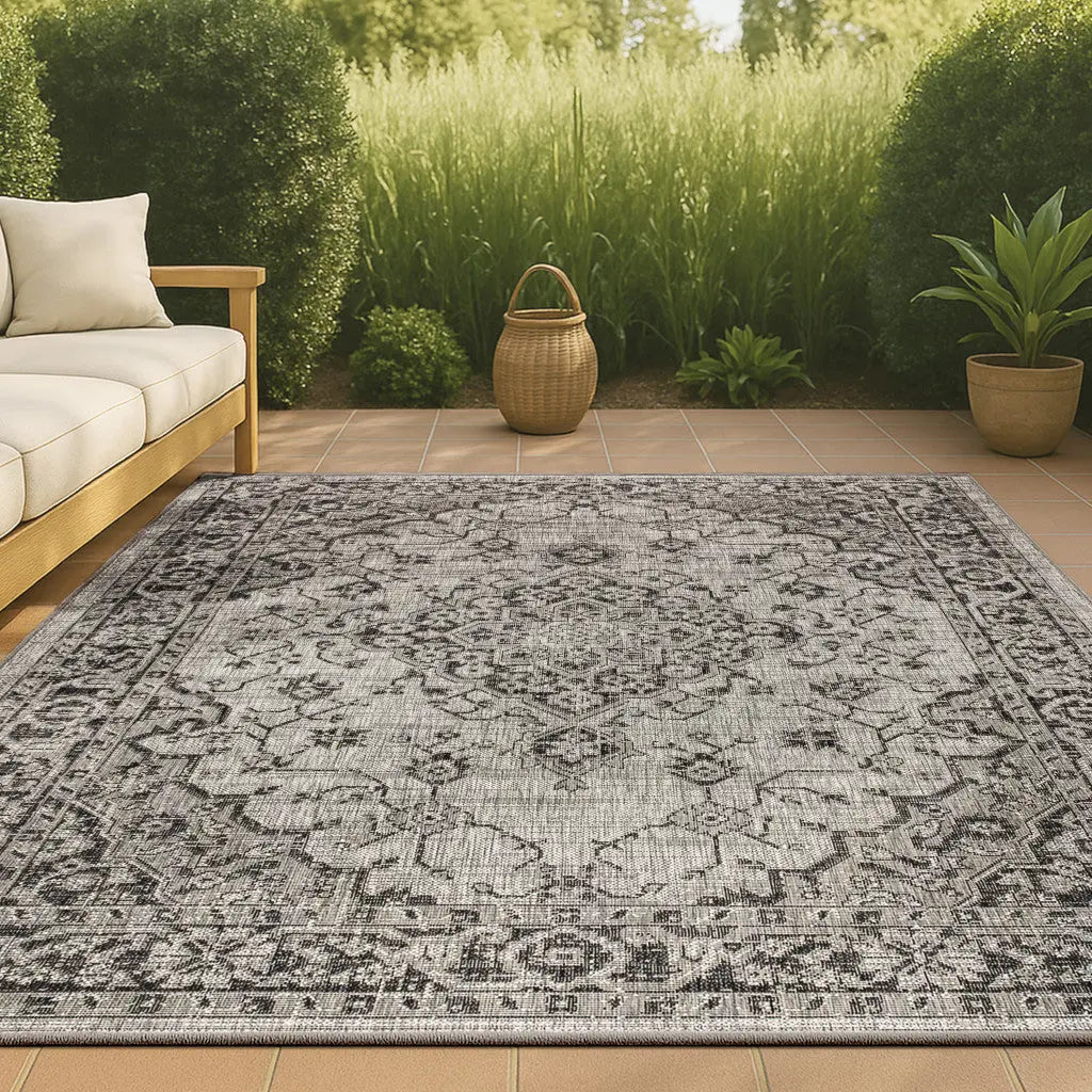 5' X 8' Gray And Black Medallion Indoor Outdoor Area Rug Homeroots Outdoor