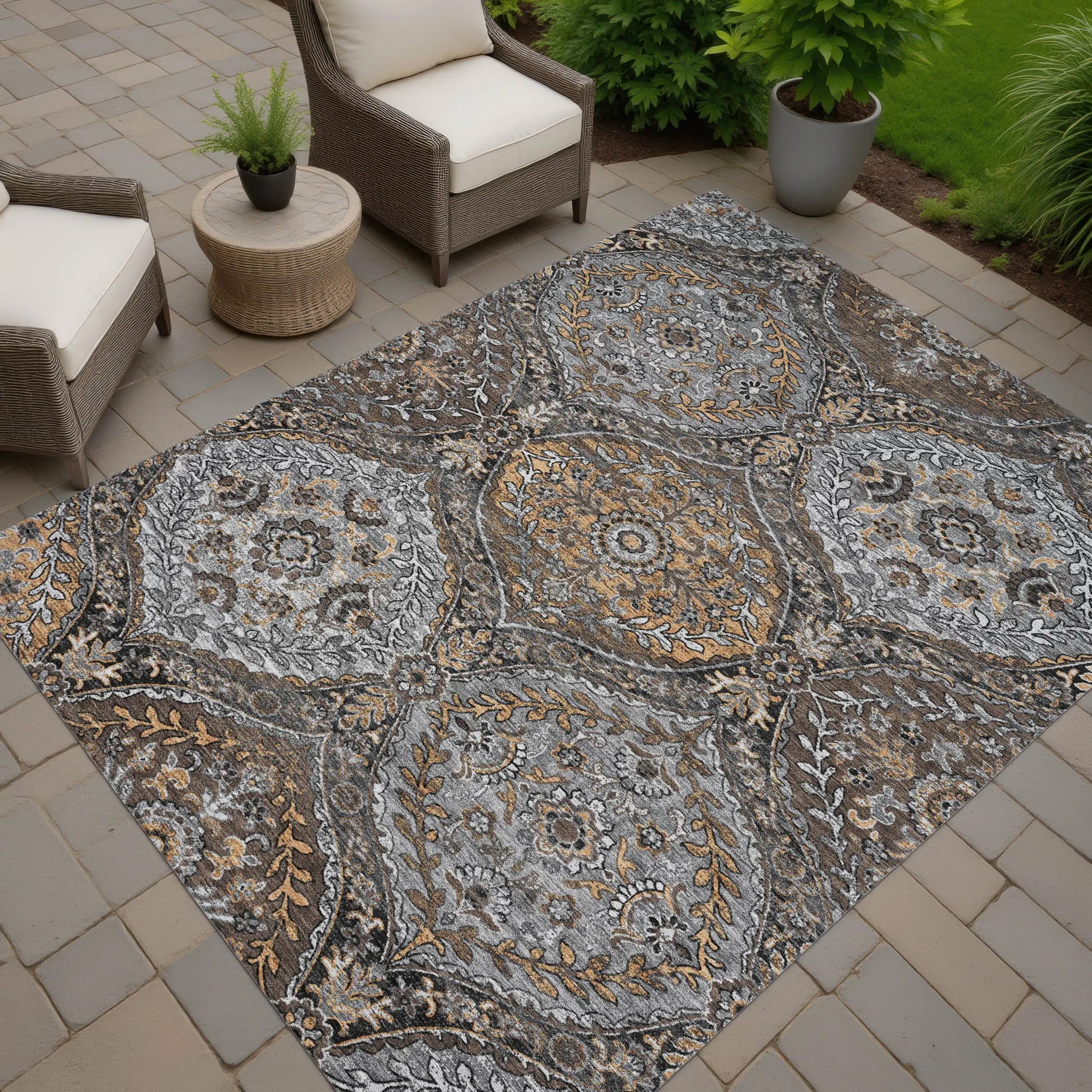 5' X 8' Gray And Brown Ogee Washable Indoor Outdoor Area Rug Homeroots Outdoor
