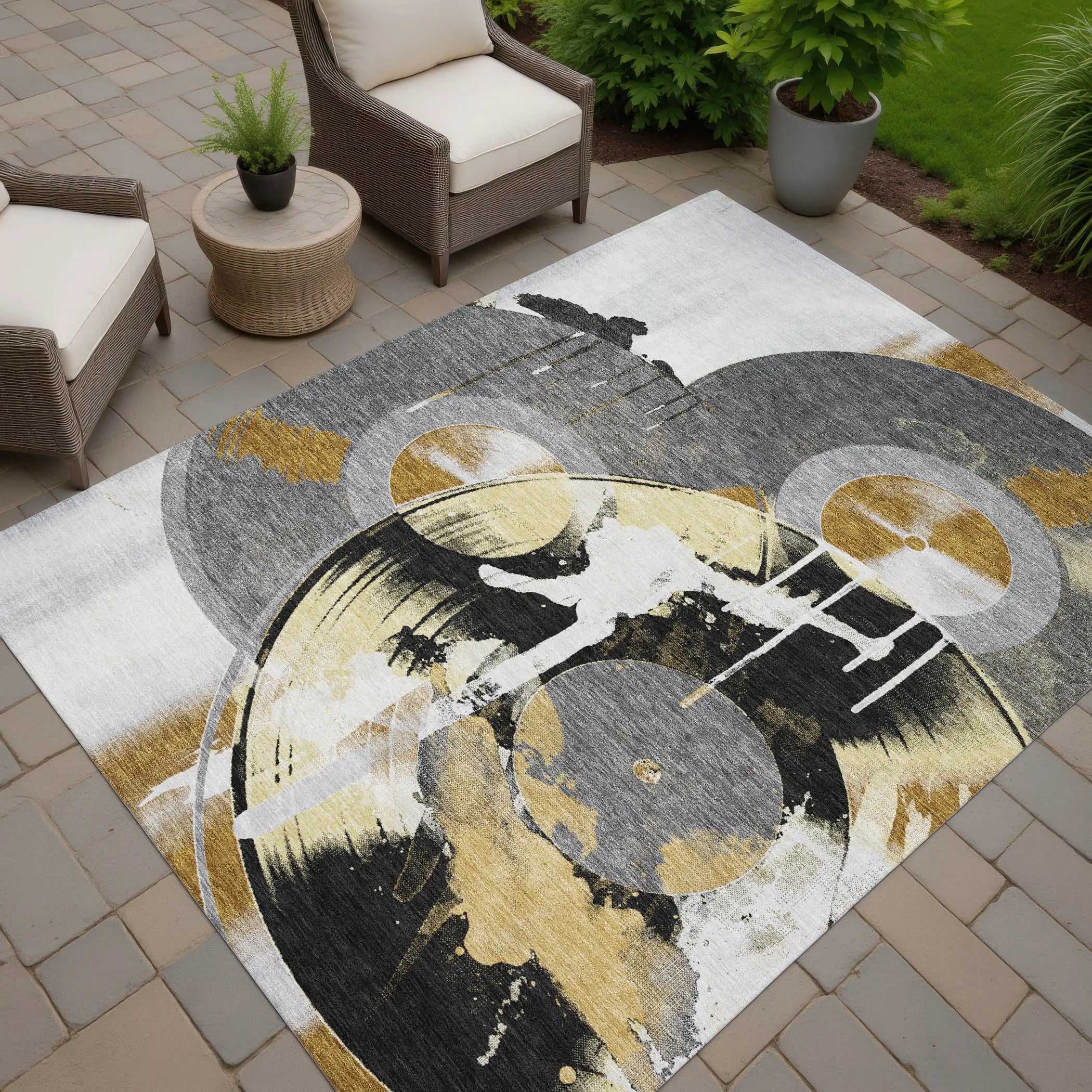 5' X 8' Gray And Graphite Geometric Washable Indoor Outdoor Area Rug Homeroots Outdoor